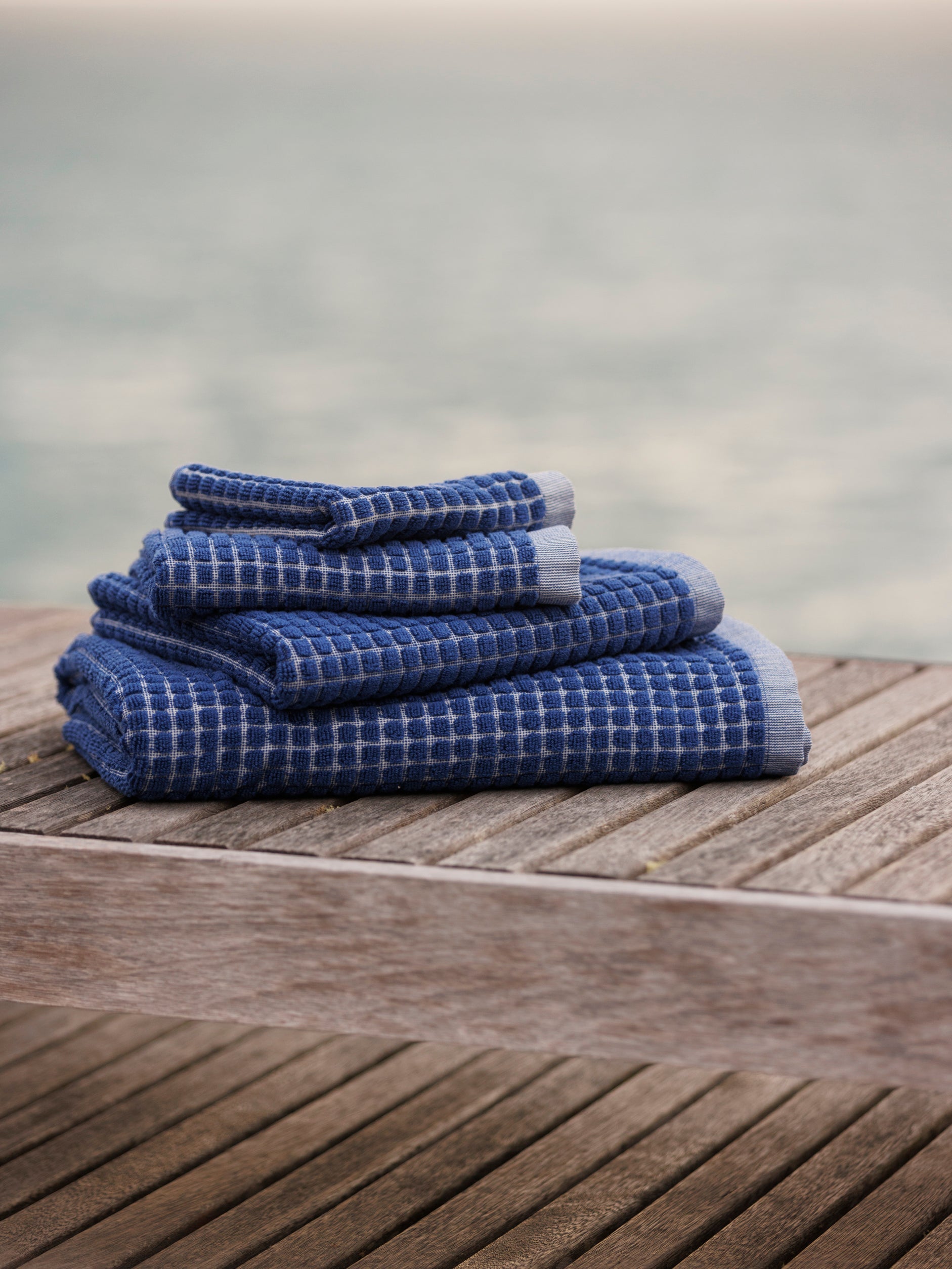 Nero Towel Range