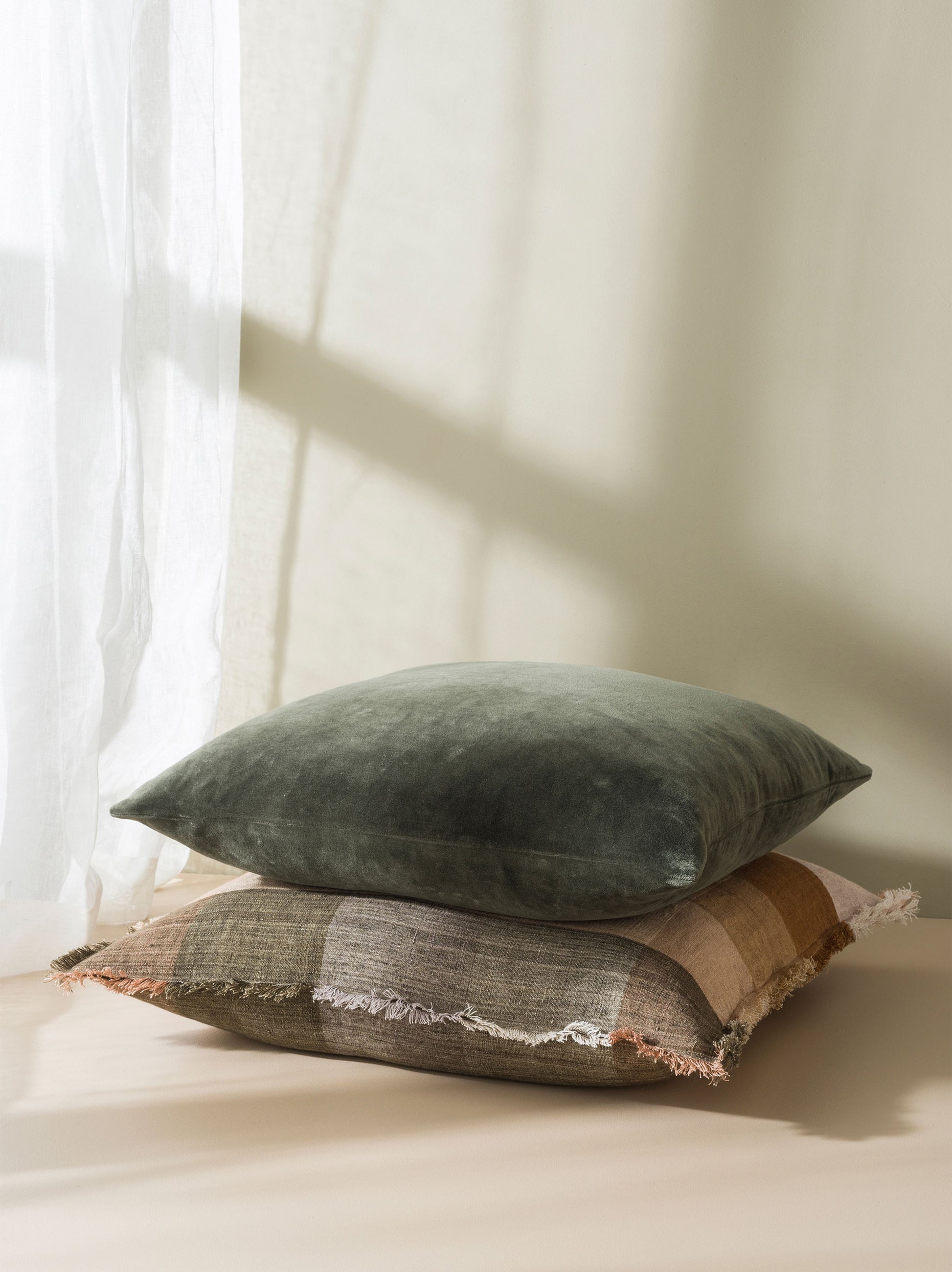 Casa Linen Cushion Cover Pickle/Multi / 55x55cm