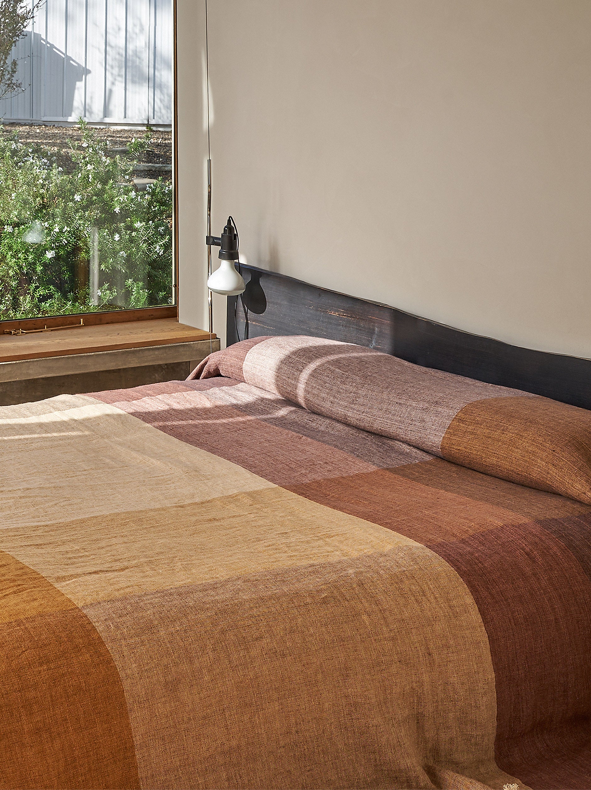 Morandi Bedspread Mulberry/Multi / King/Super King