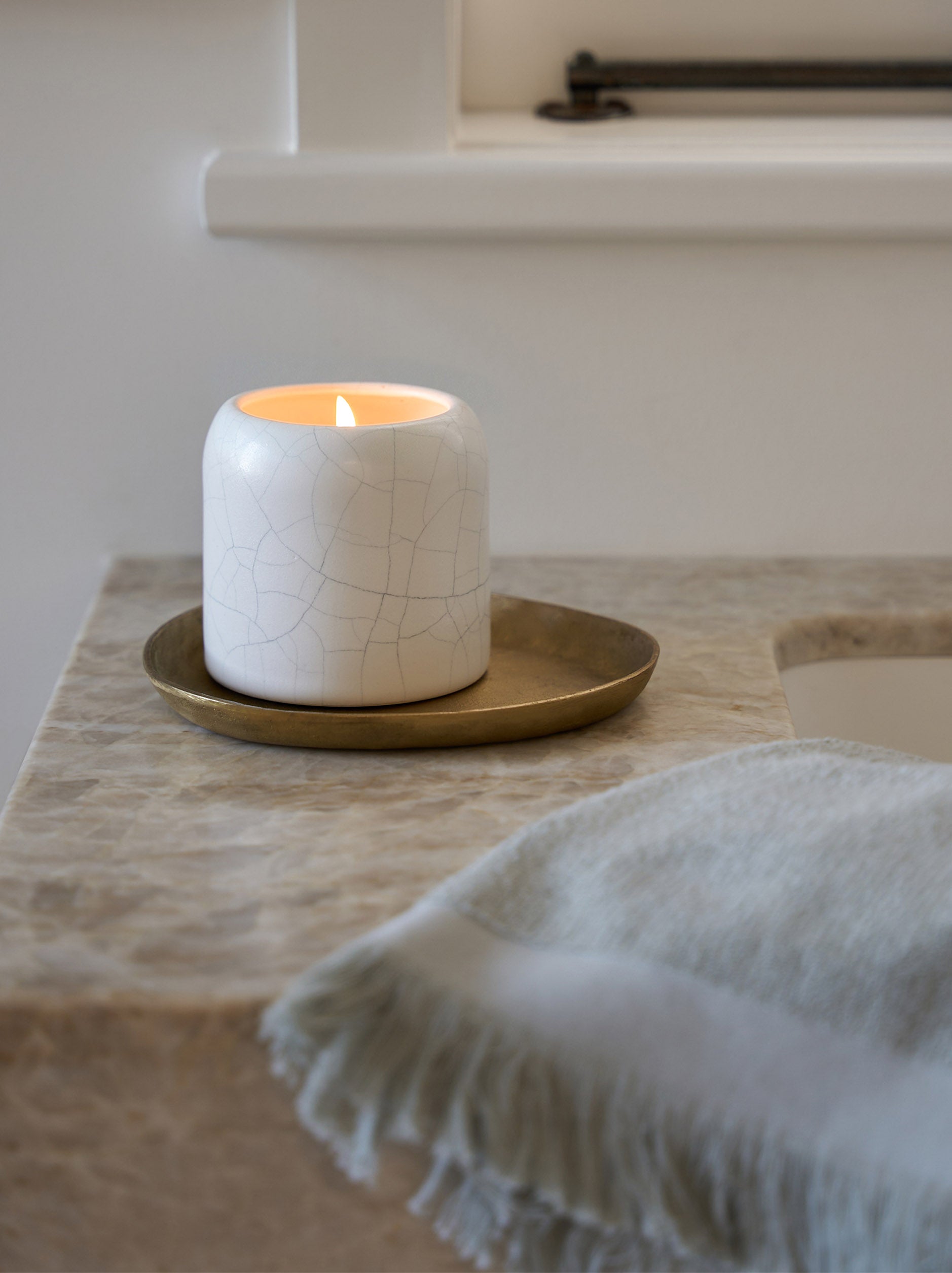 Aura Scented Candle Branco Fig and Cassis / One Size