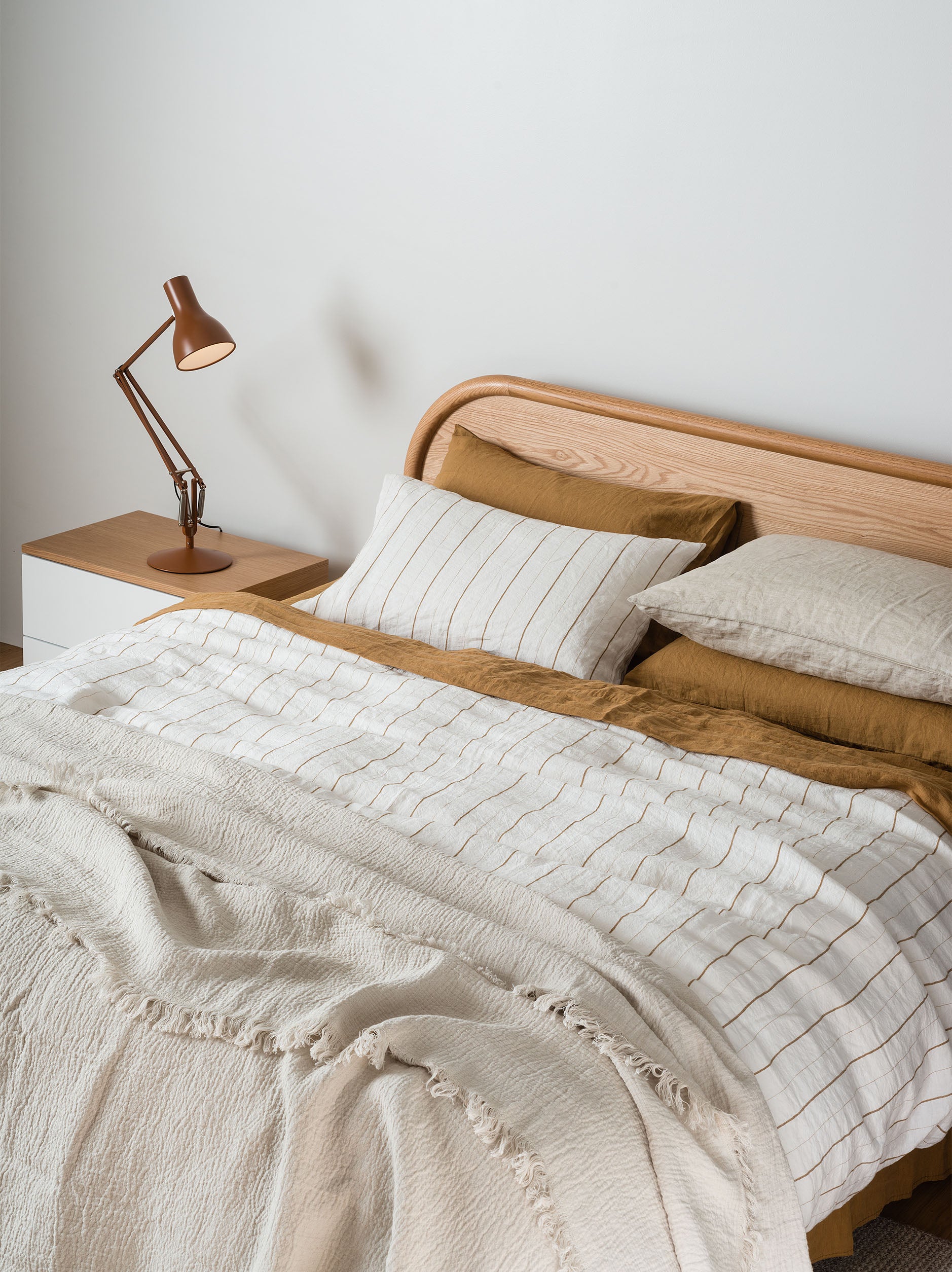 Monday Linen Duvet Cover Chalk/Miso / Queen