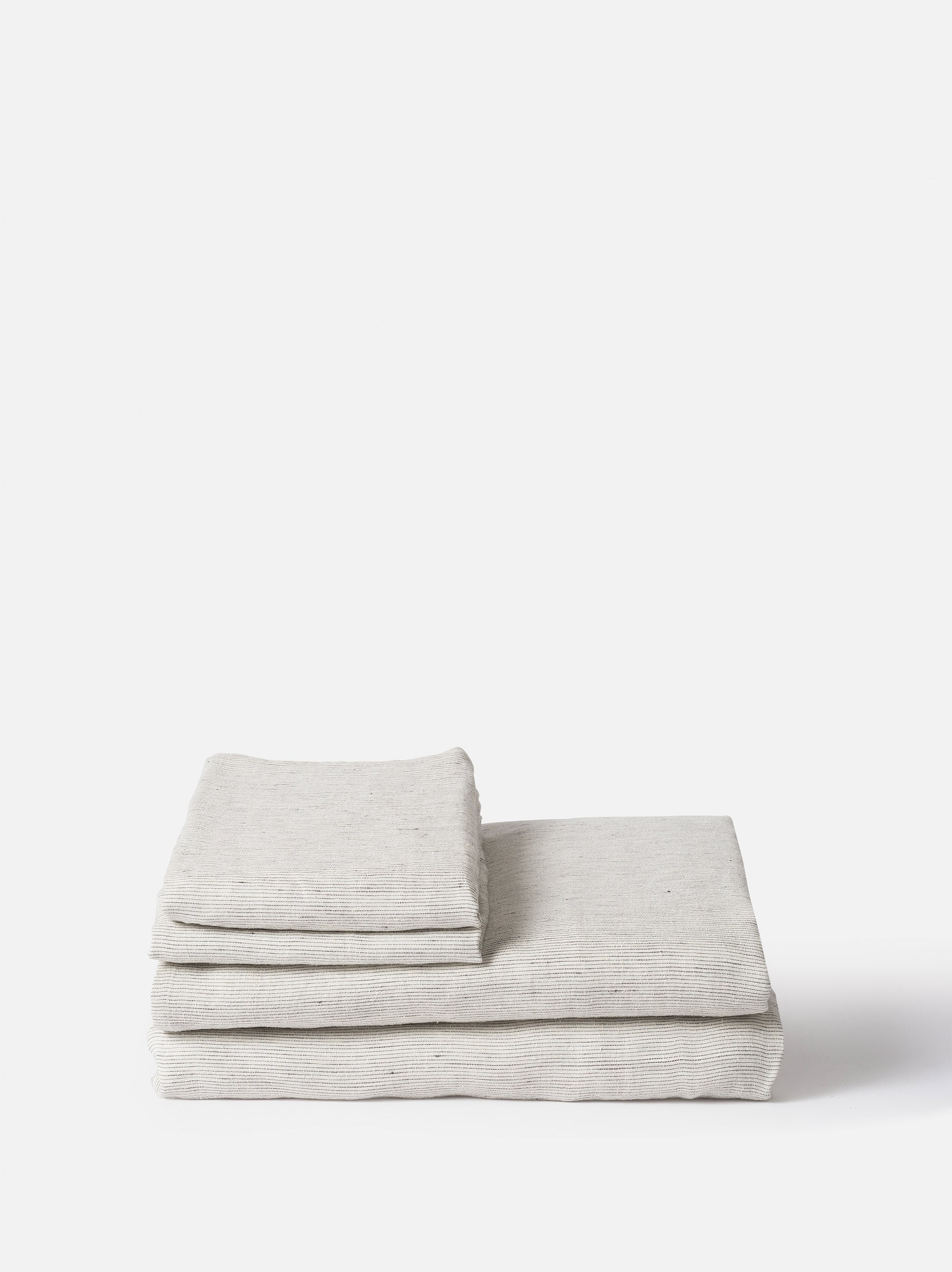 Pinstripe Linen Flat Sheet Pepper/Chalk / Super King