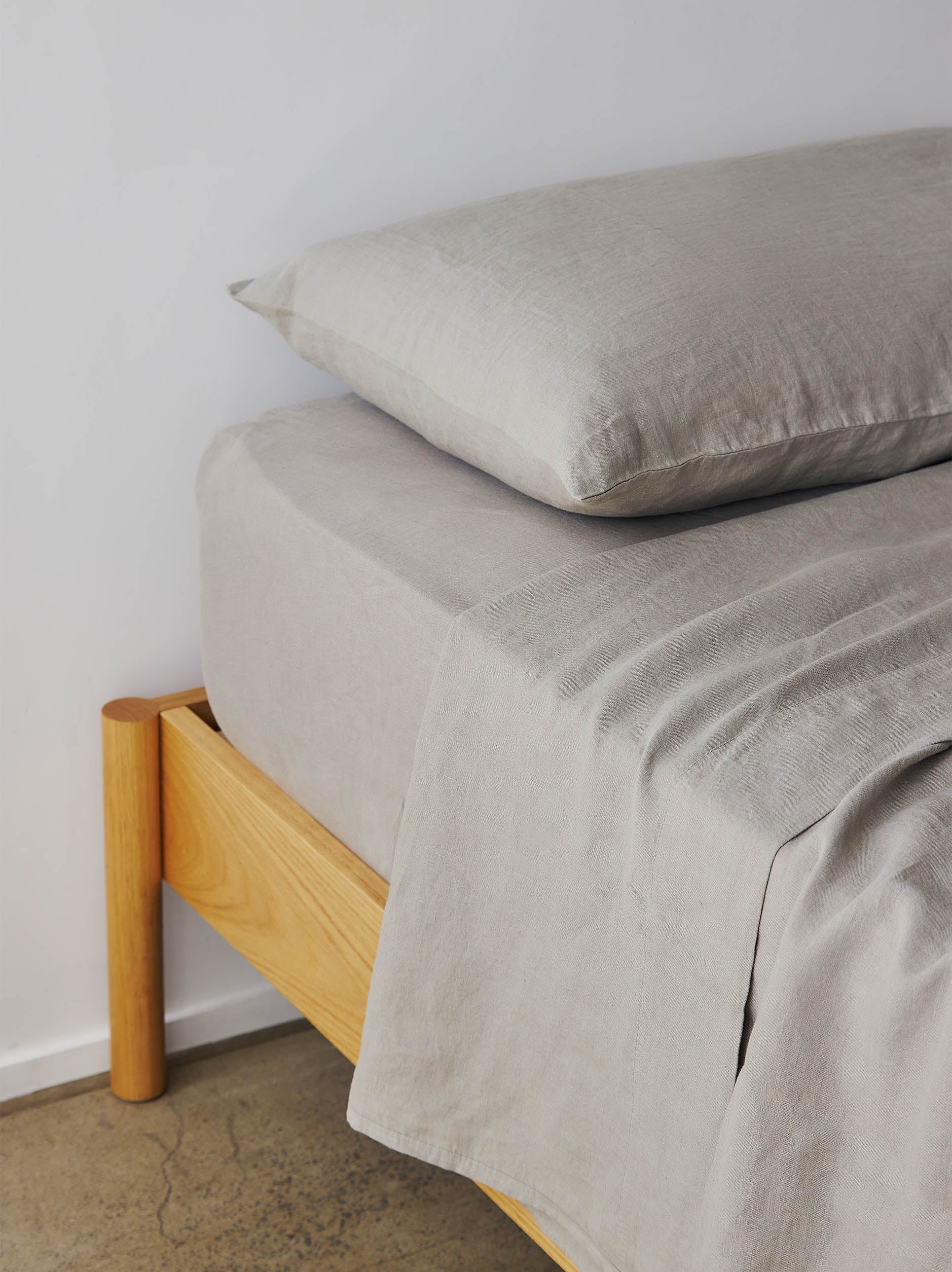 Puddle Linen Flat Sheet Puddle / Queen