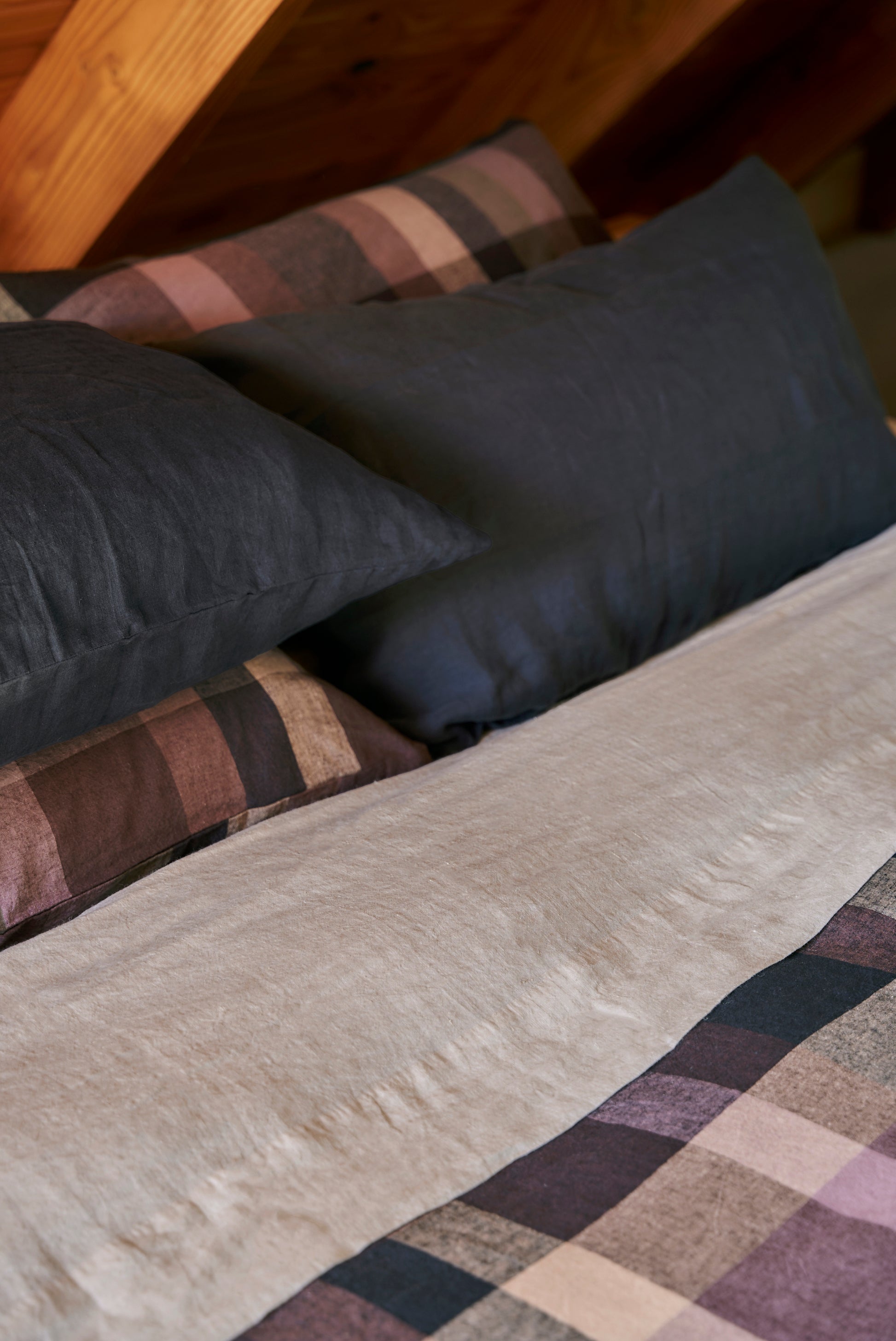 Chambray Linen Flat Sheet Oatmeal / Queen