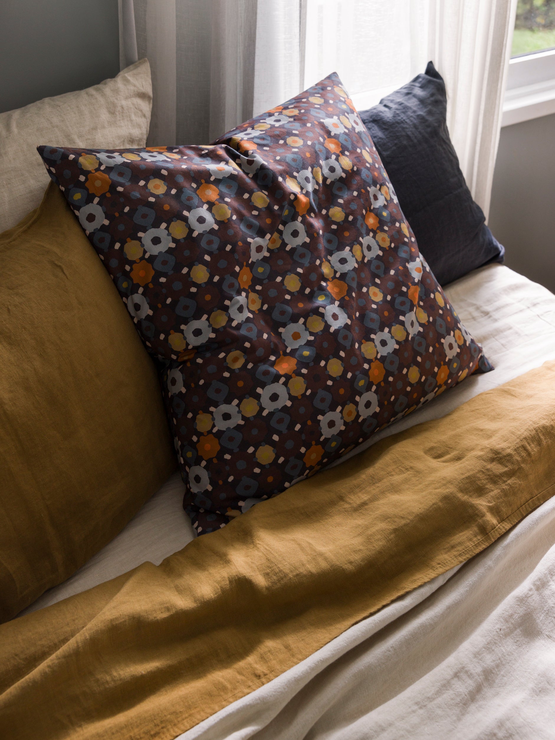 Lisbon Euro Pillowcase Blue Black / Multi / Euro Pillowcase