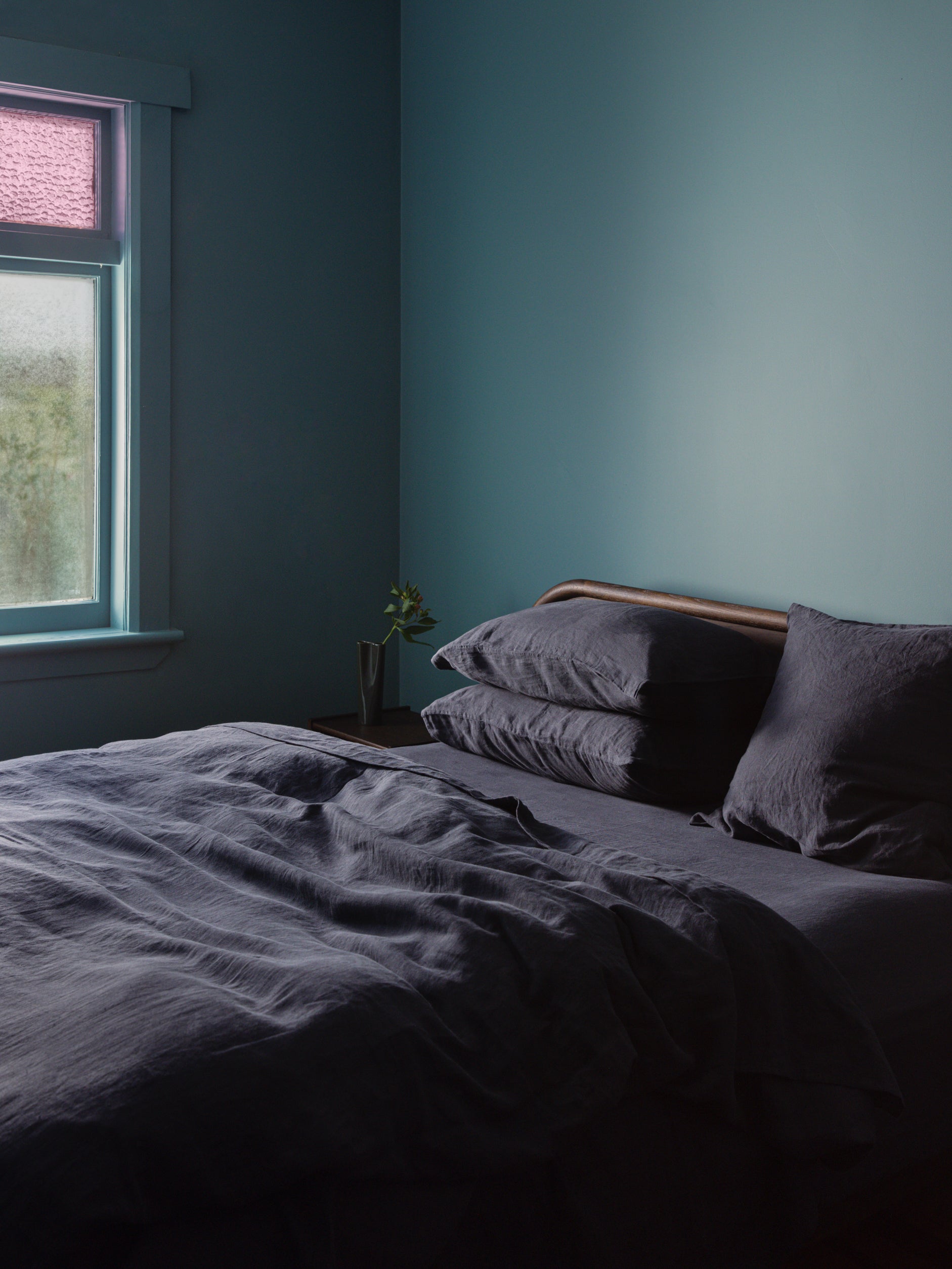 Blue Black Linen Fitted Sheet Blue Black / Super King