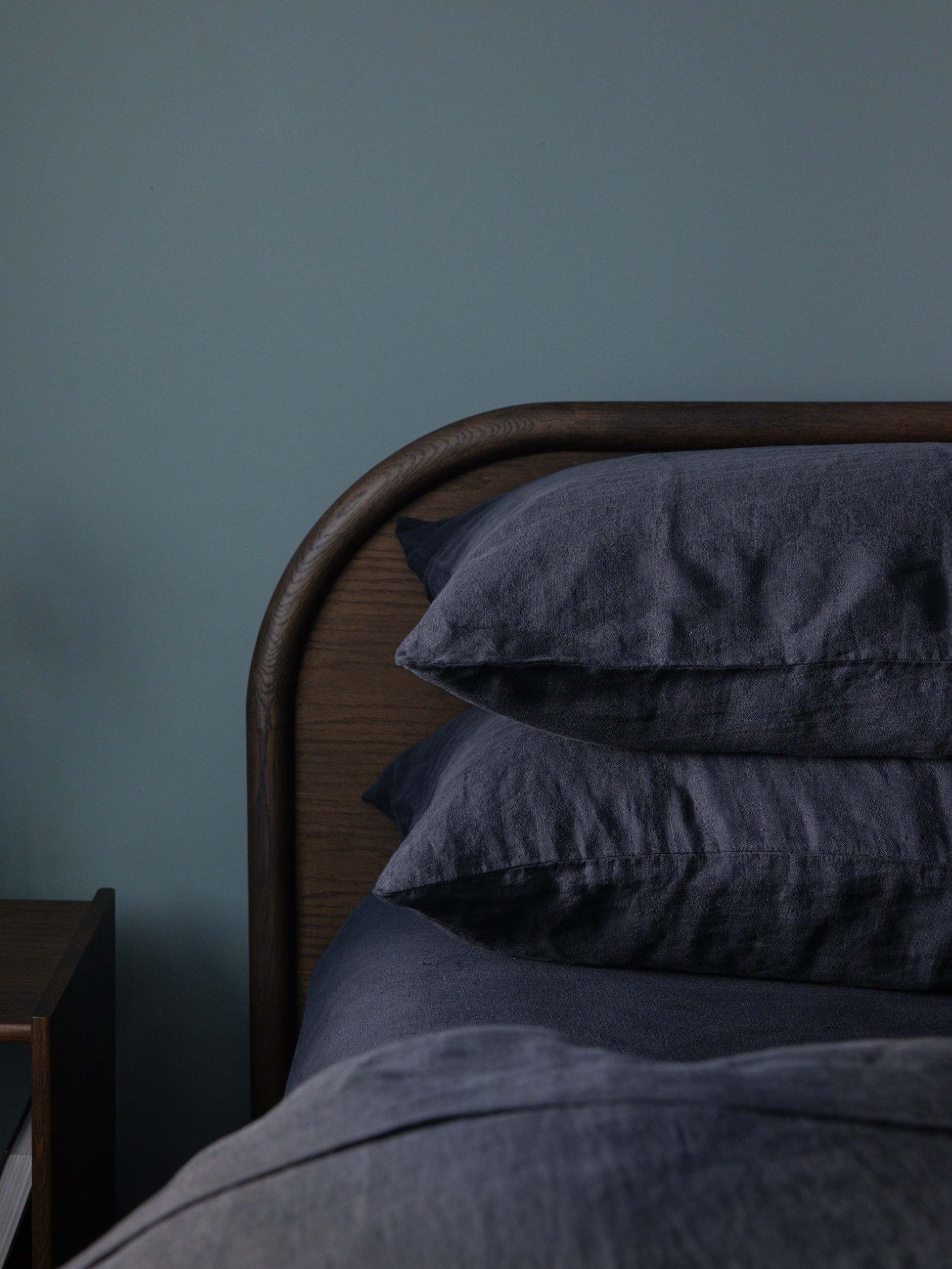 Blue Black Linen Fitted Sheet Blue Black / Super King