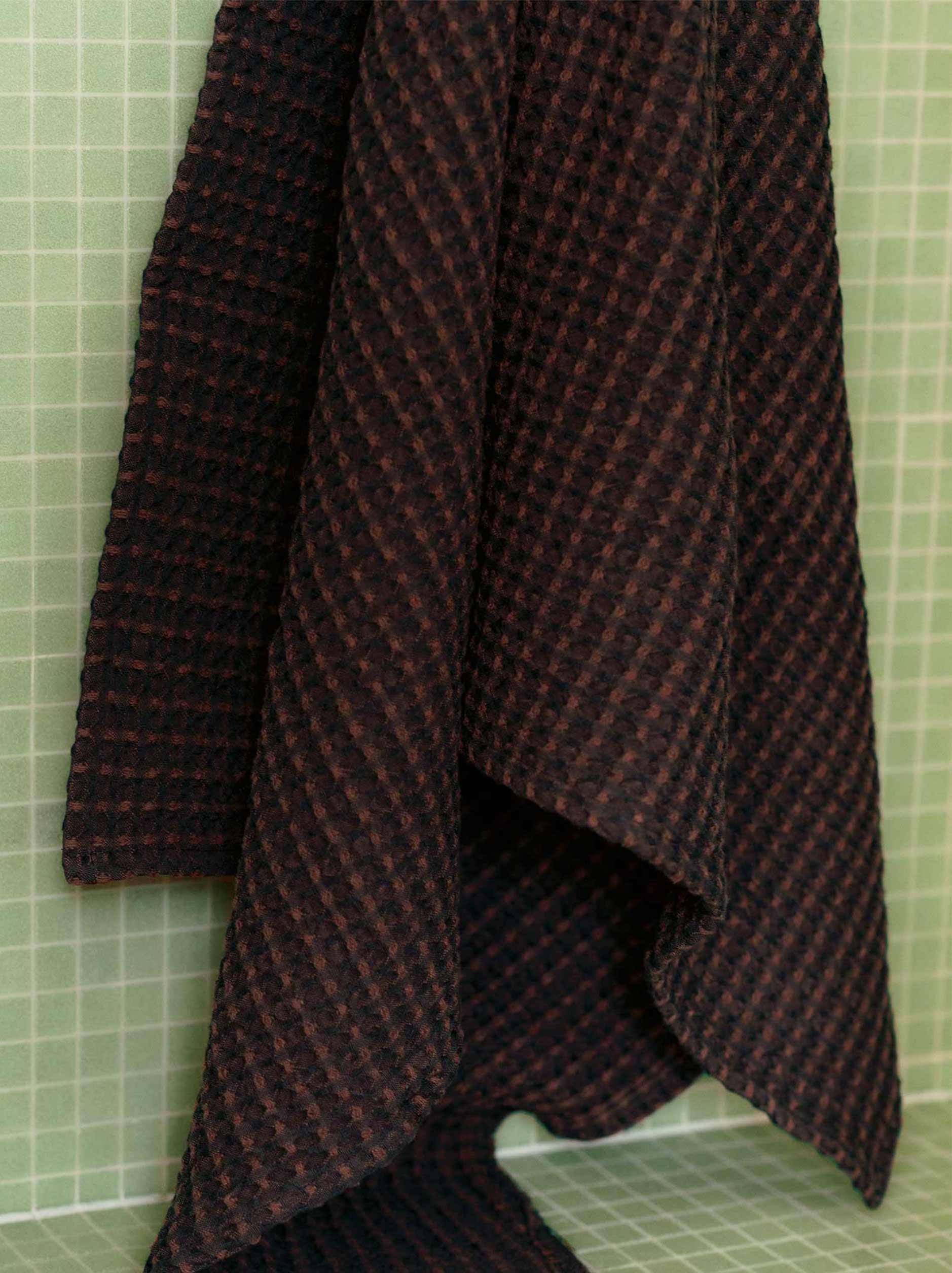 Aalto Bath Towel Range Midnight/Mahogany / Bath Towel