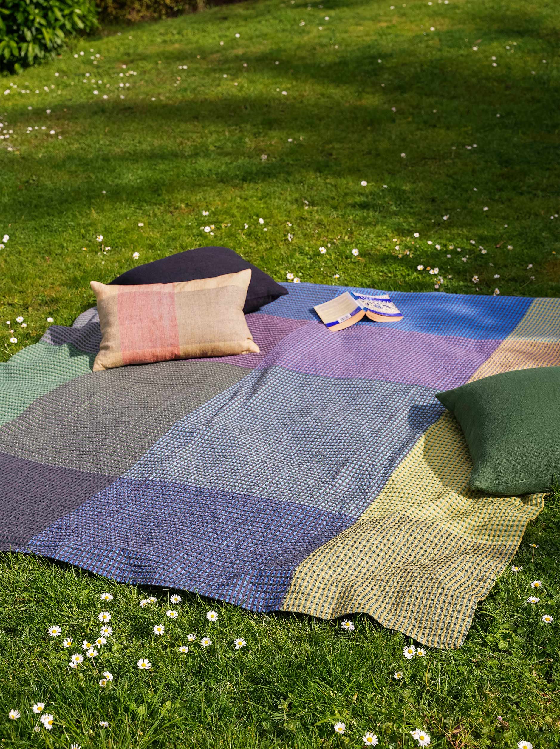 Solis Waffle Picnic Blanket Multi / 180x180cm