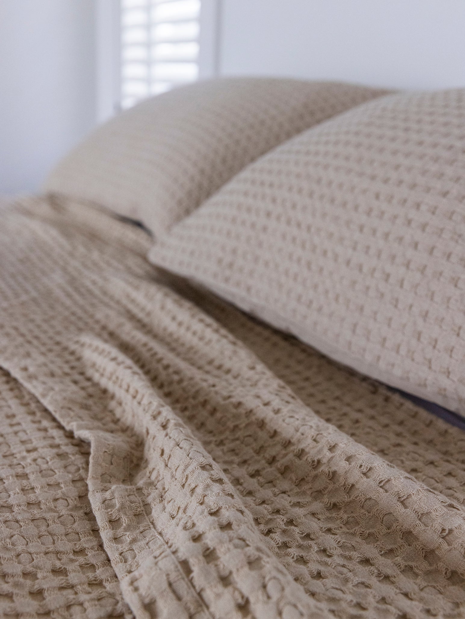Textured Waffle Bedspread Natural / Queen