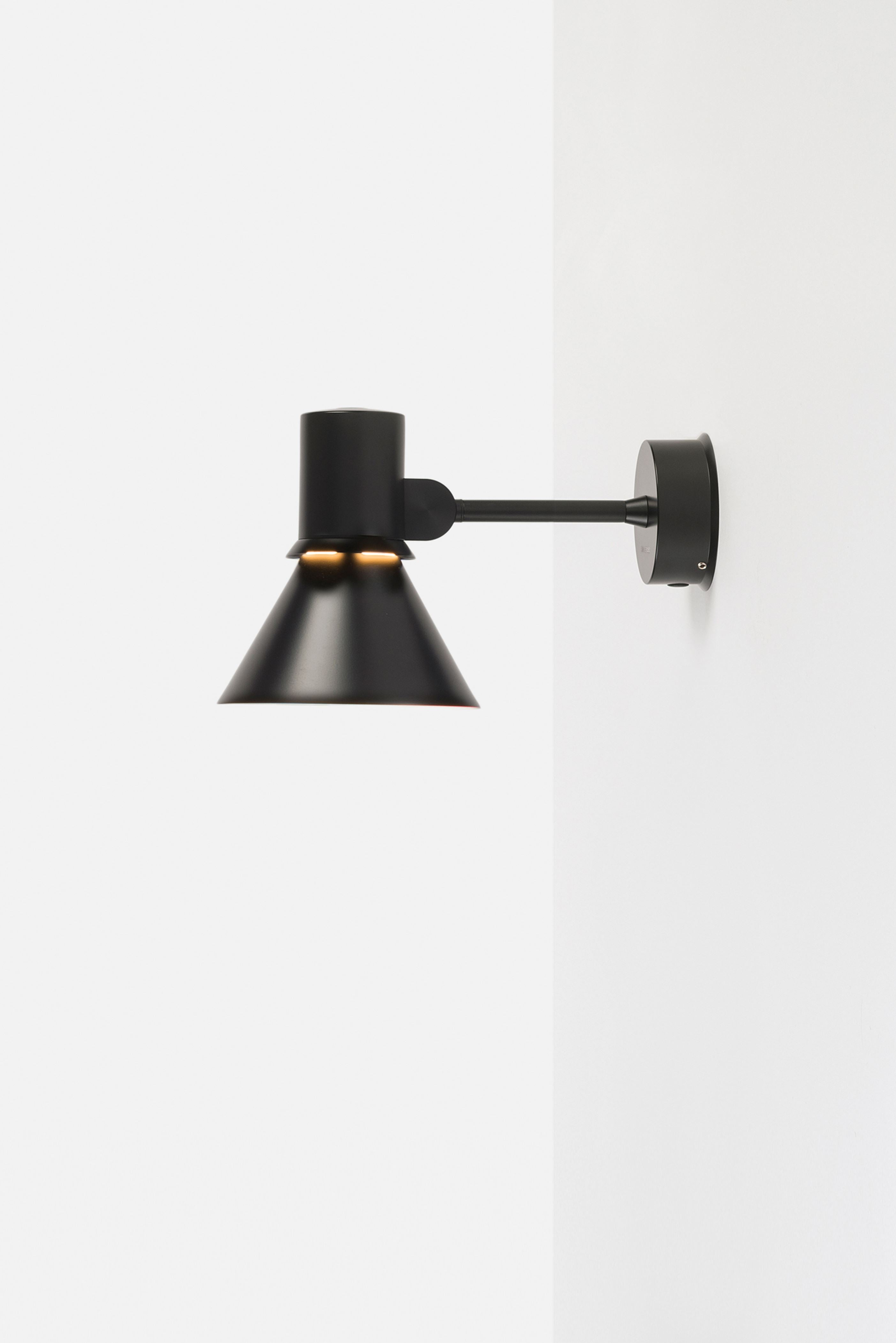 Anglepoise Type 80 Wall Light Matte Black / One Size