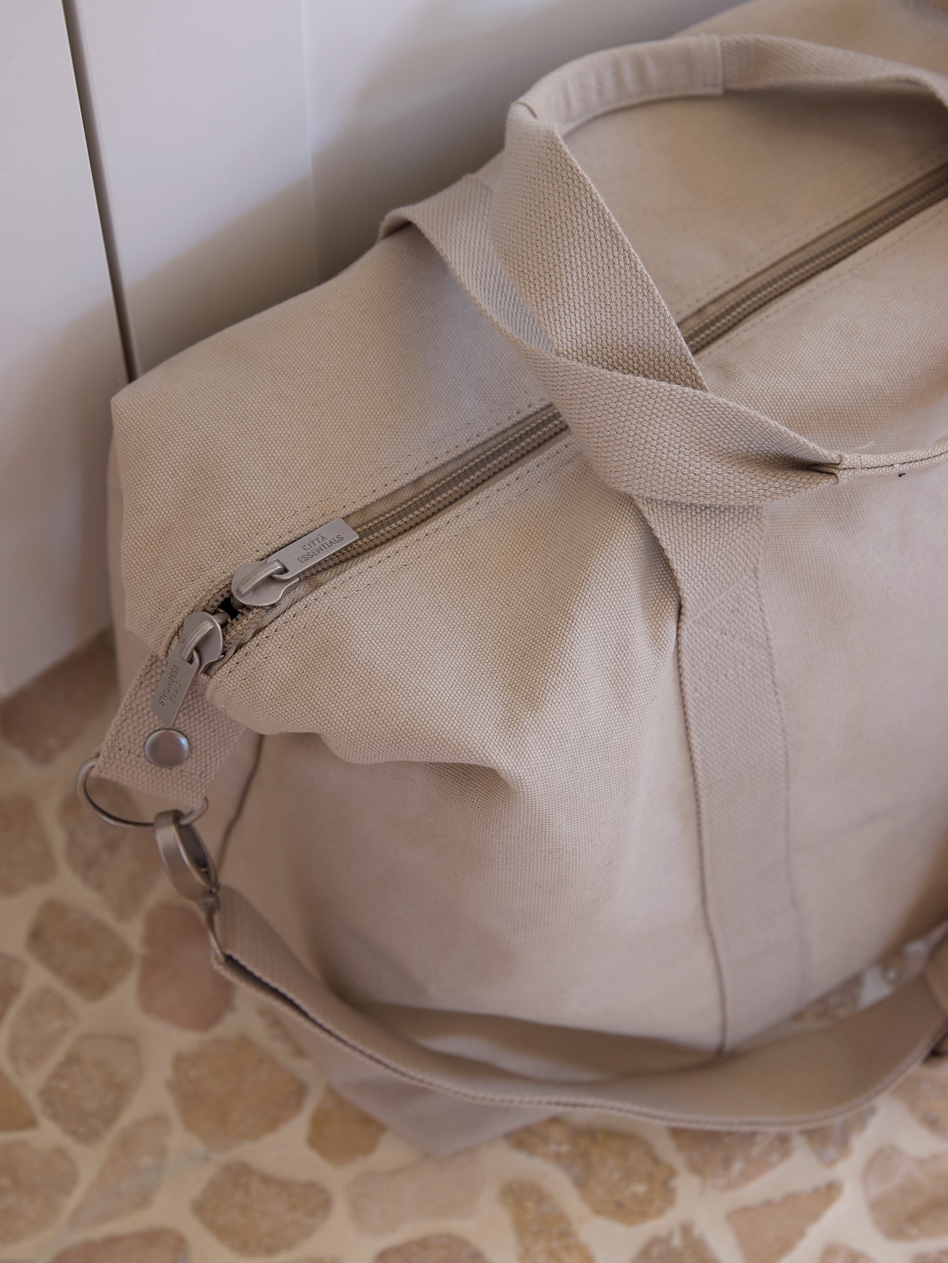 Canvas Weekender Bag Beige / One Size