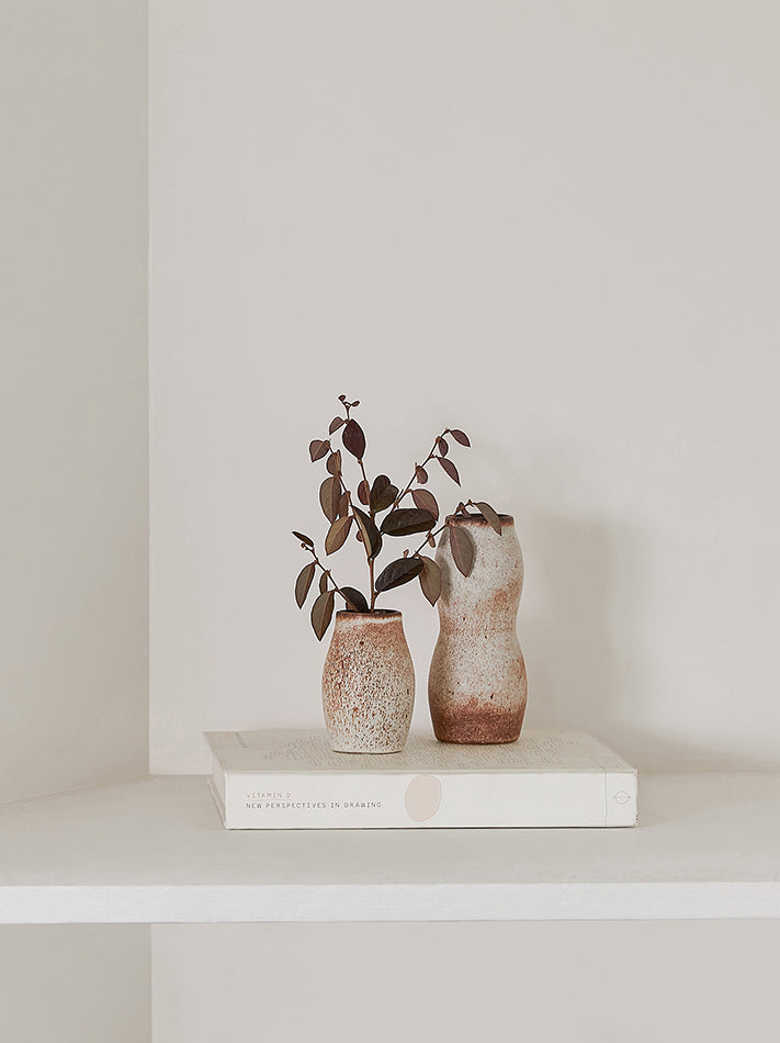 Pod Bud Vase Nut / Large