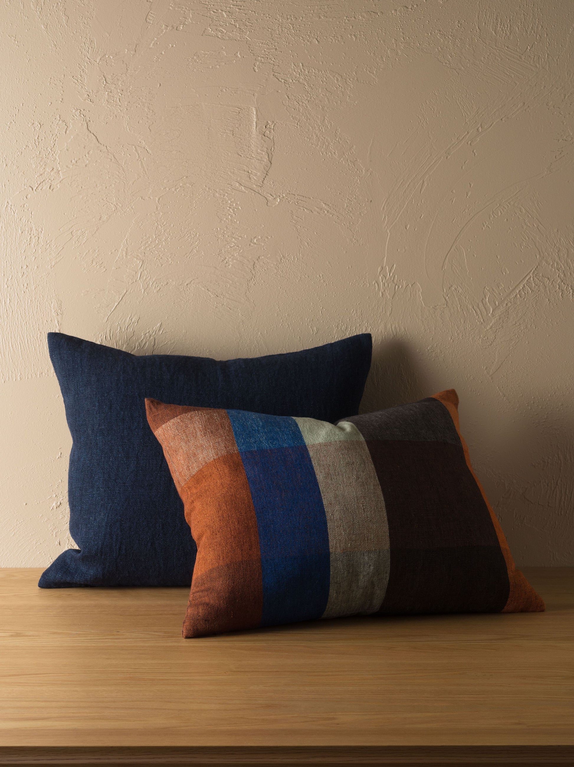 Heavy Linen Jute Cushion Cover Midnight / 55x45cm