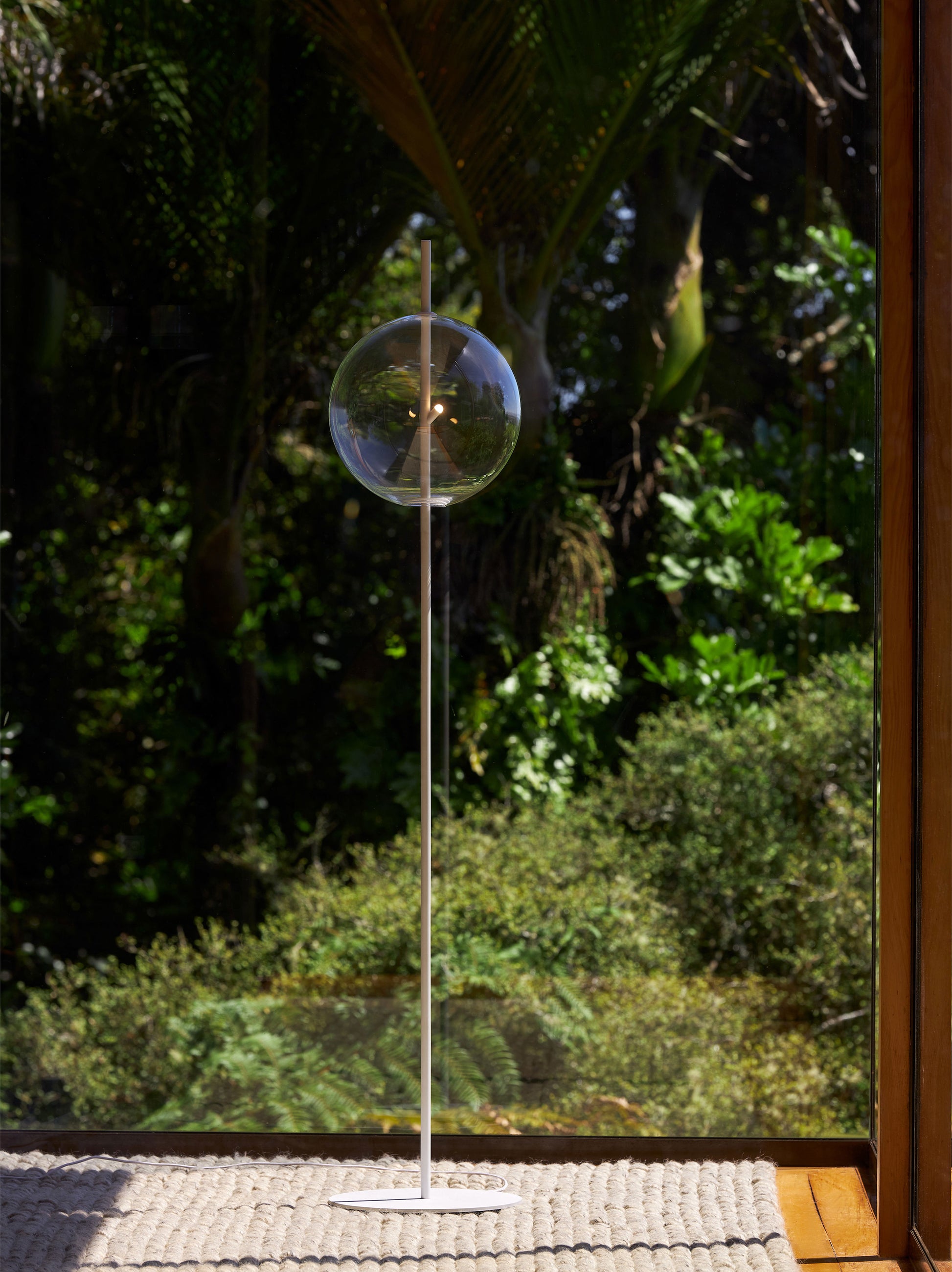 Point Floor Lamp White / One Size