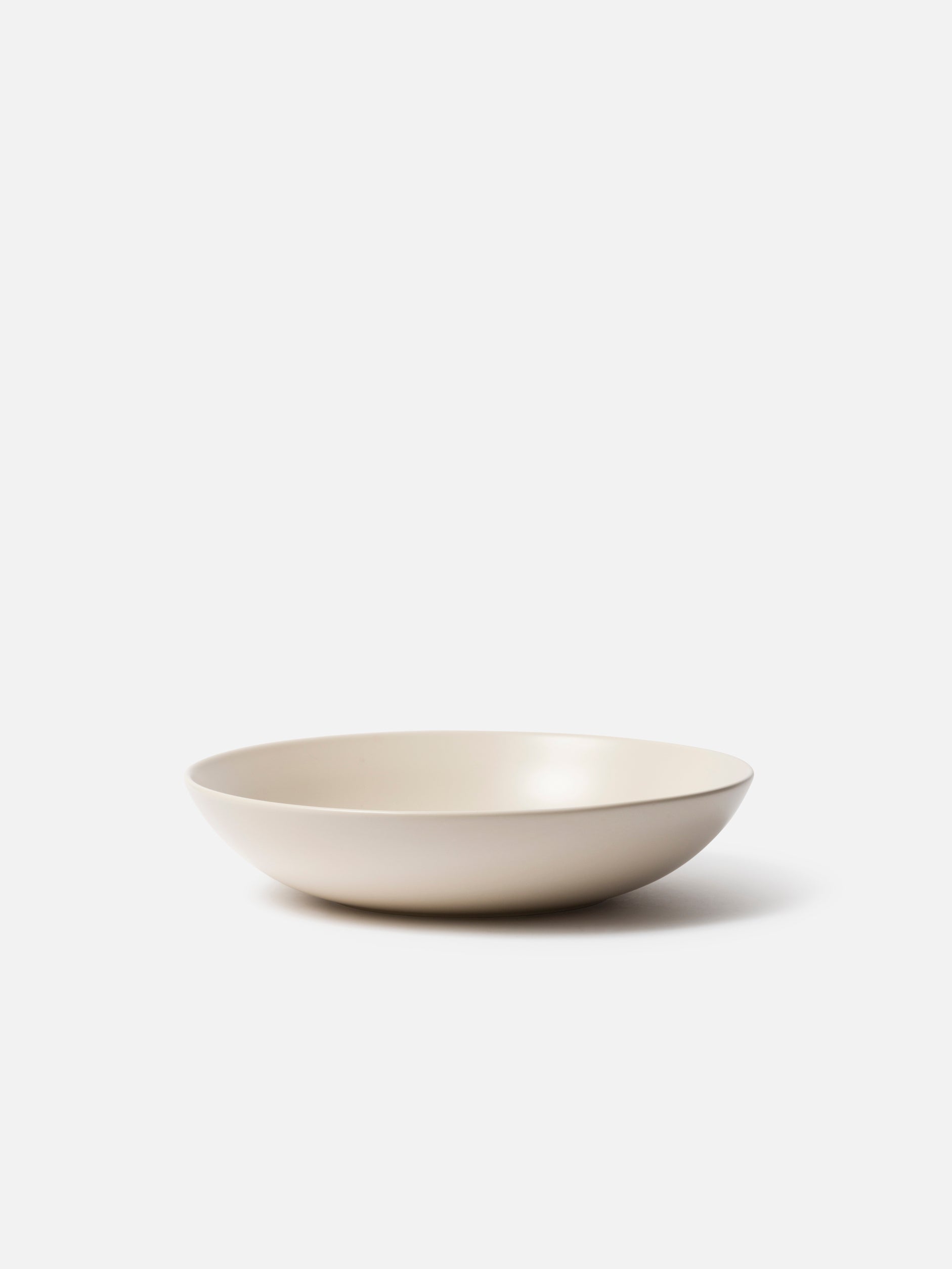 Stoneware Low Bowl Matte Beige / Medium