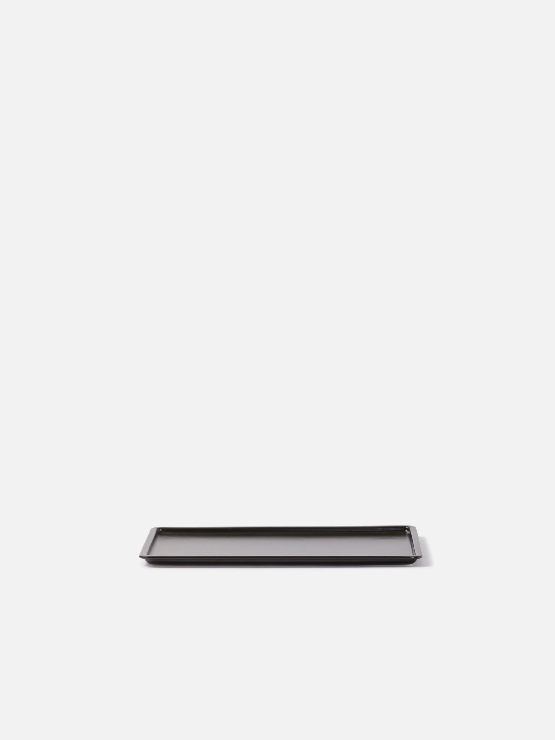 Stoneware Tray Matte Black / Large