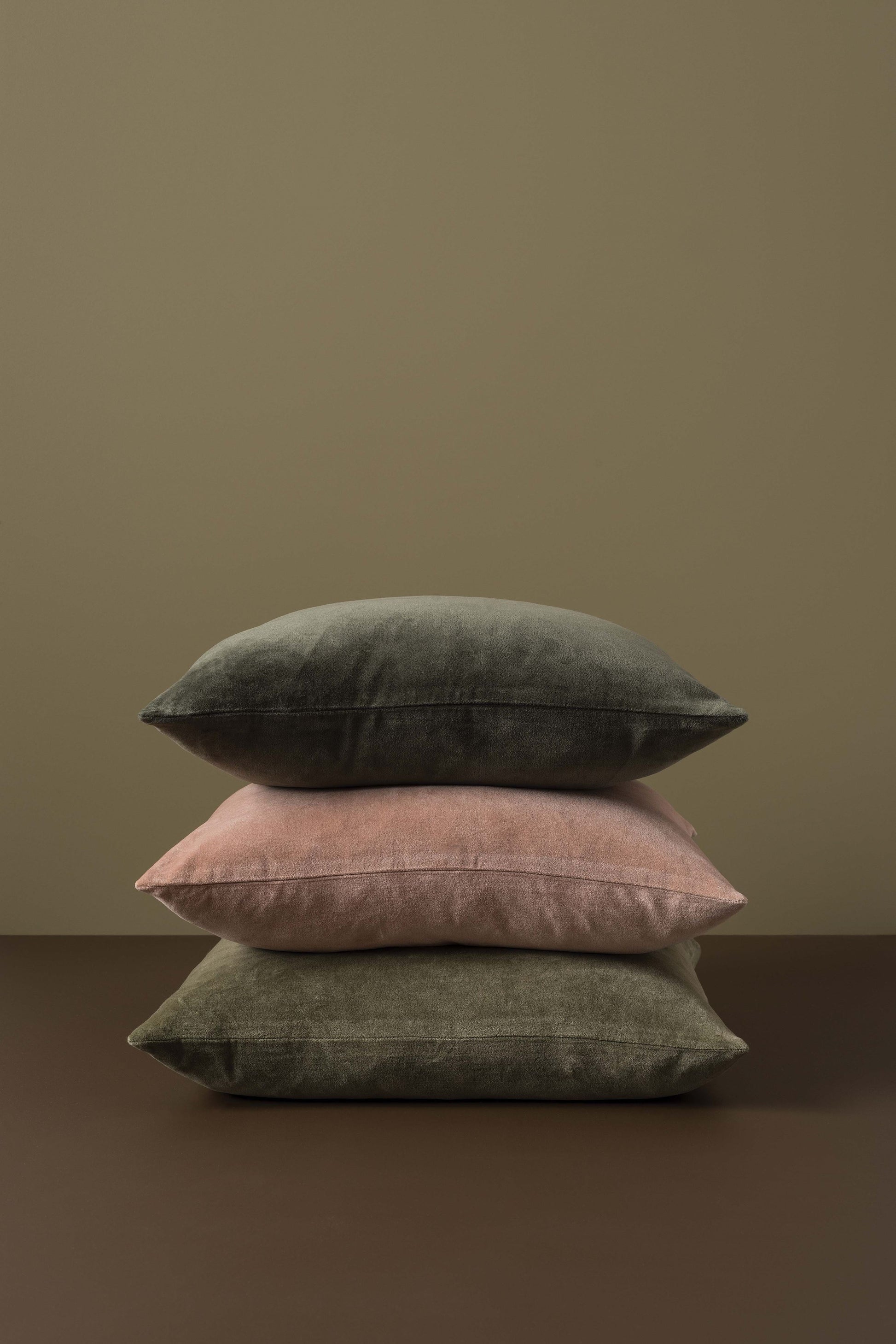 Cotton Velvet Cushion Cover Nori / 55x55cm