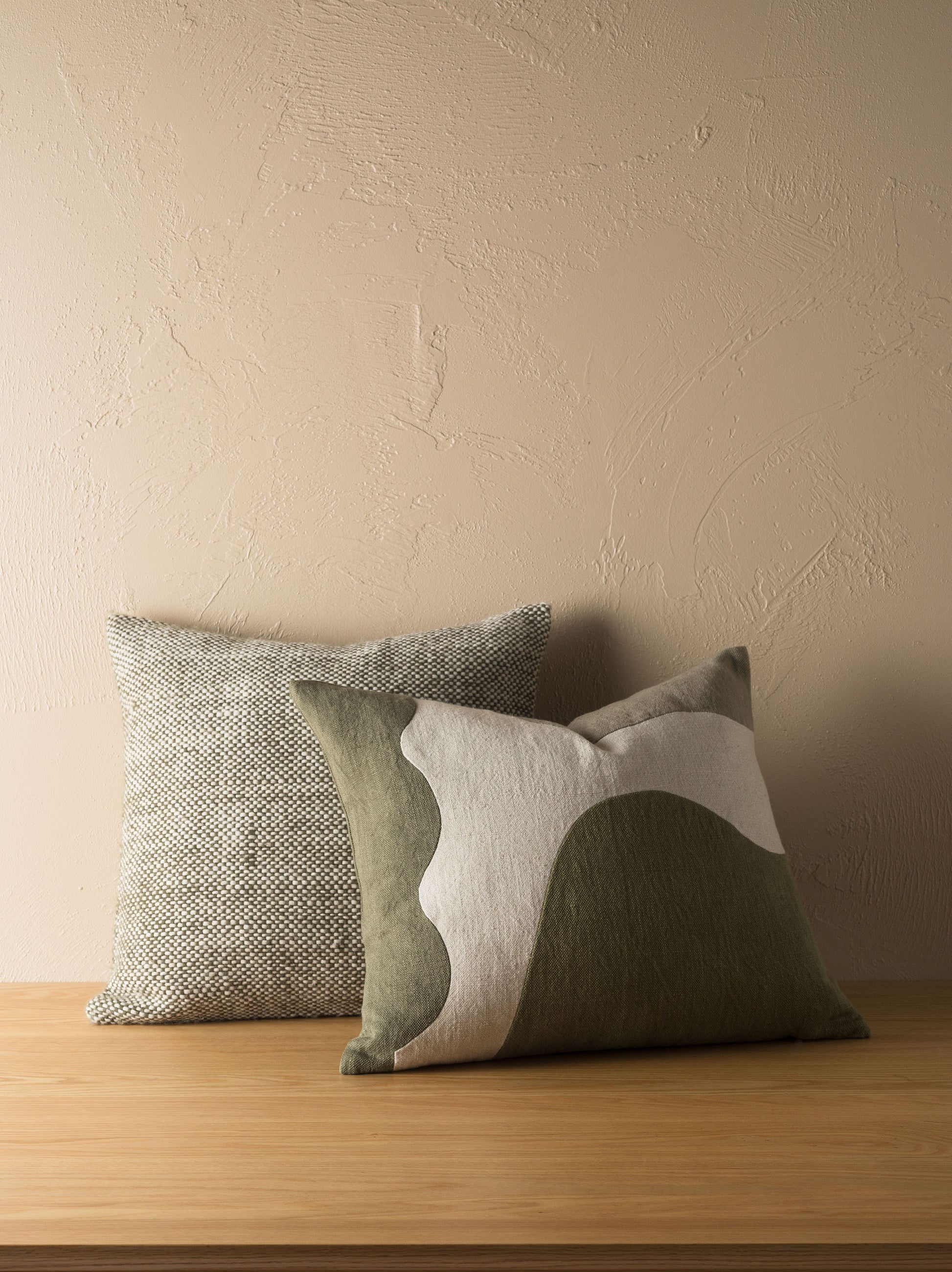 Hutt Wool Cushion Cover Ivy/Natural / 50x50cm