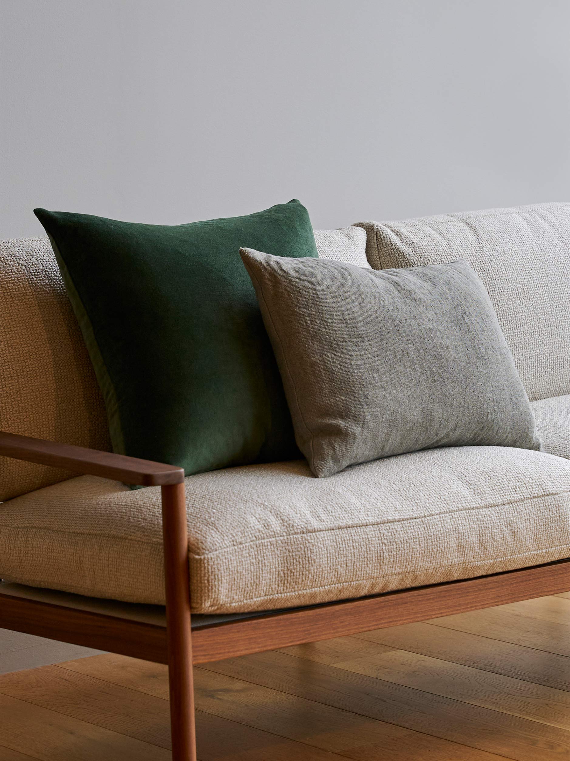 Velvet Cushion Cover Duck Green / 55x55cm