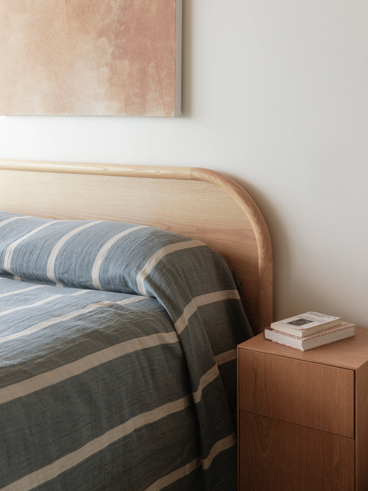 Carnival Bedspread Natural/Air Force Blue / Queen