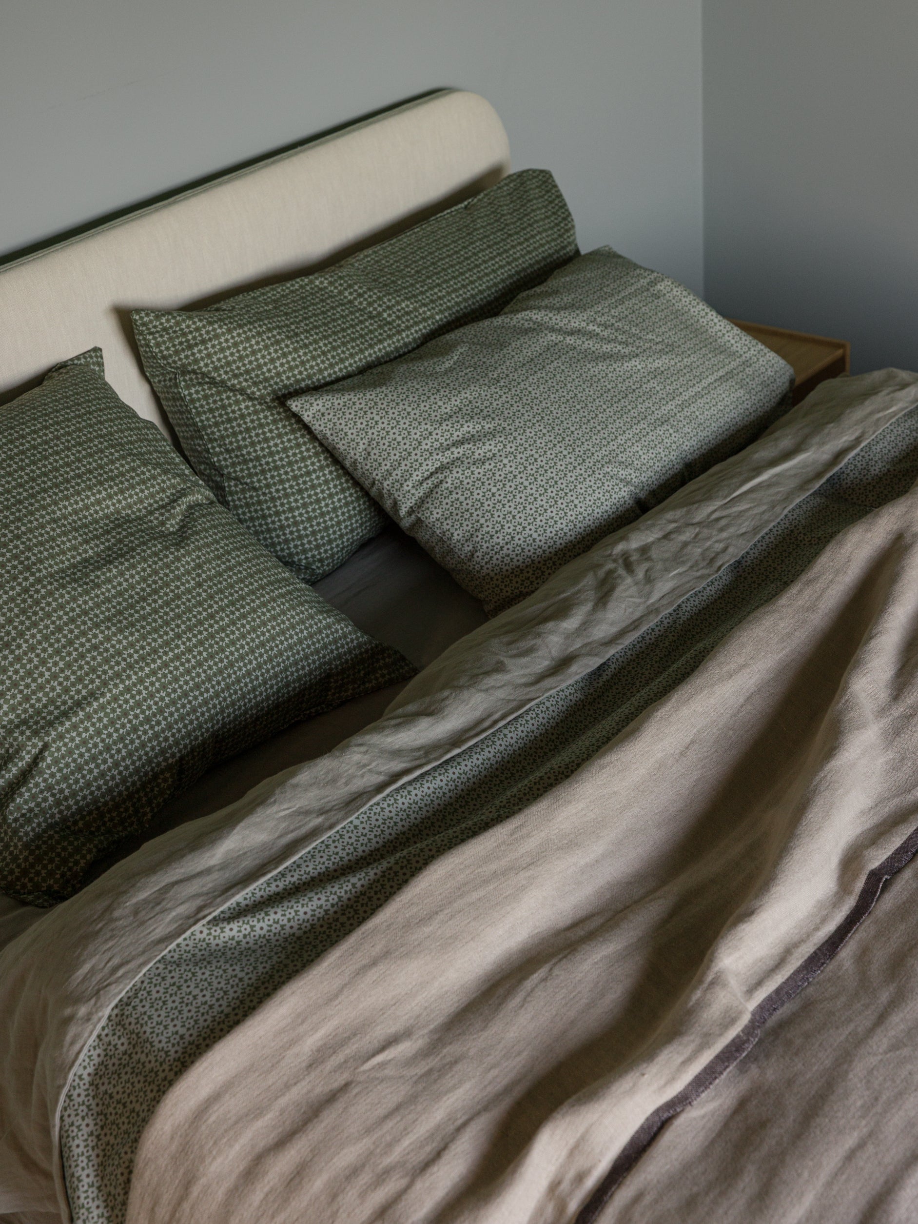 Austen Bedspread None / None
