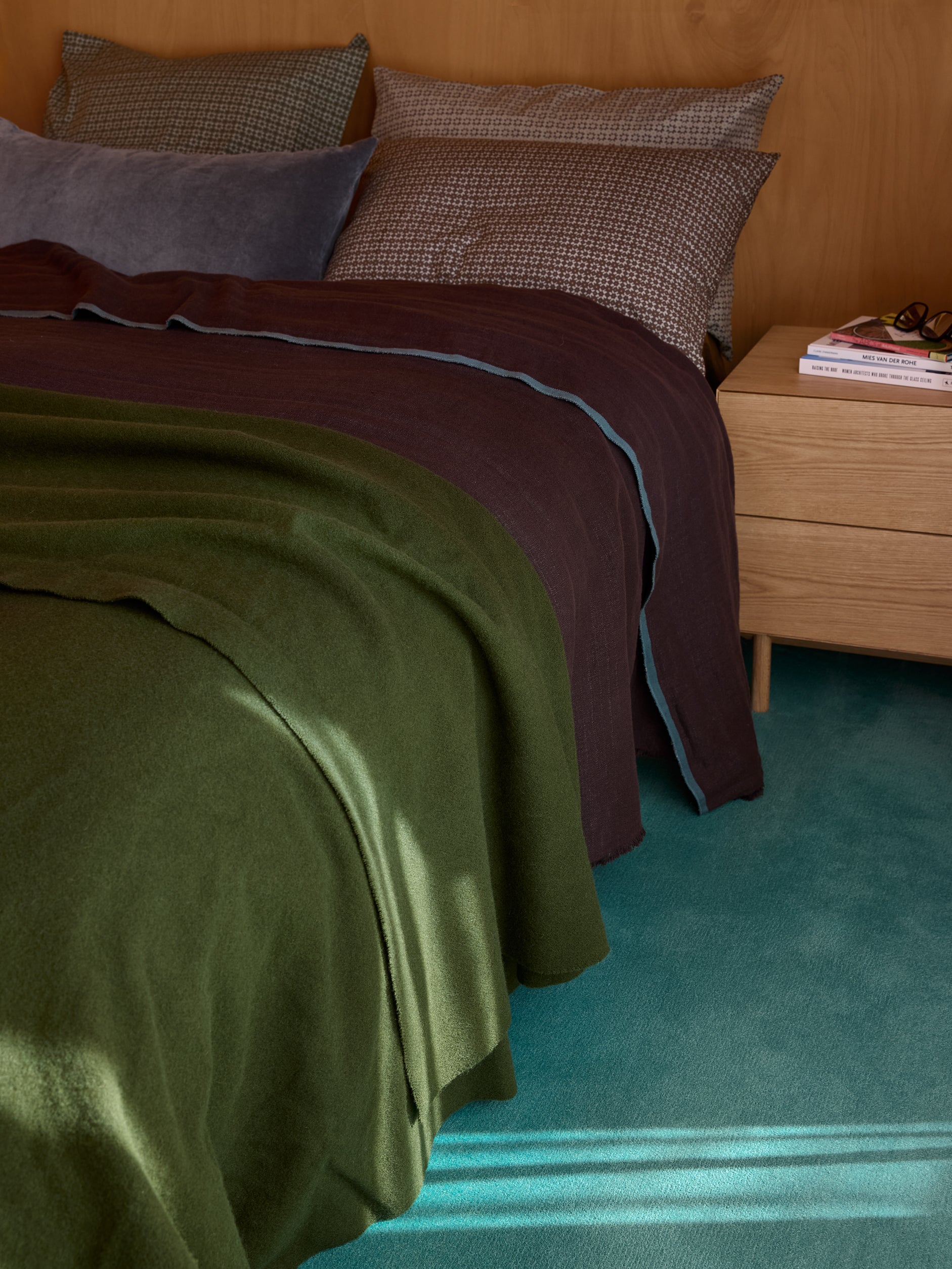 Austen Bedspread None / None