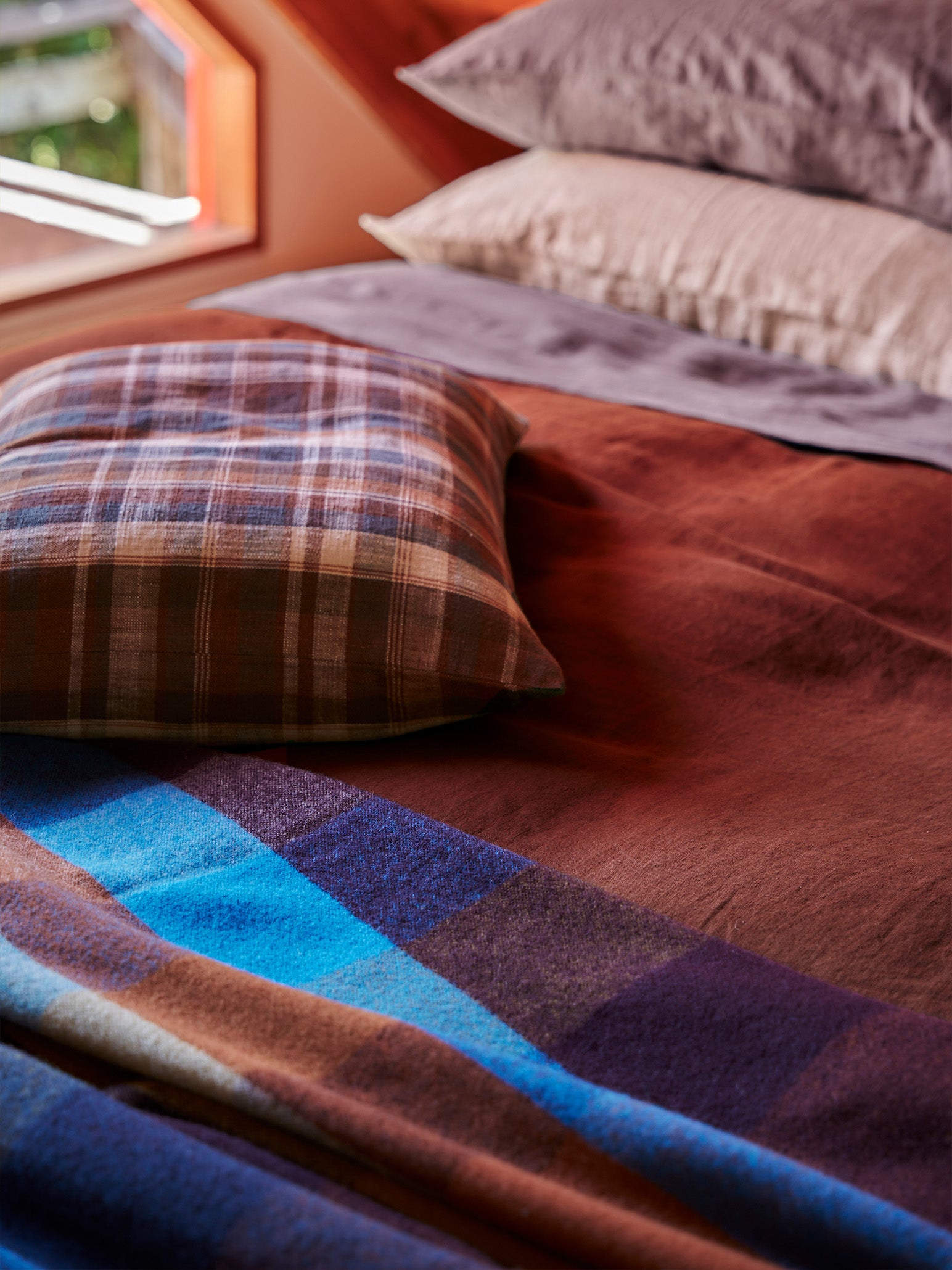 Cabin Wool Blanket Mulberry/Multi / 150x180cm
