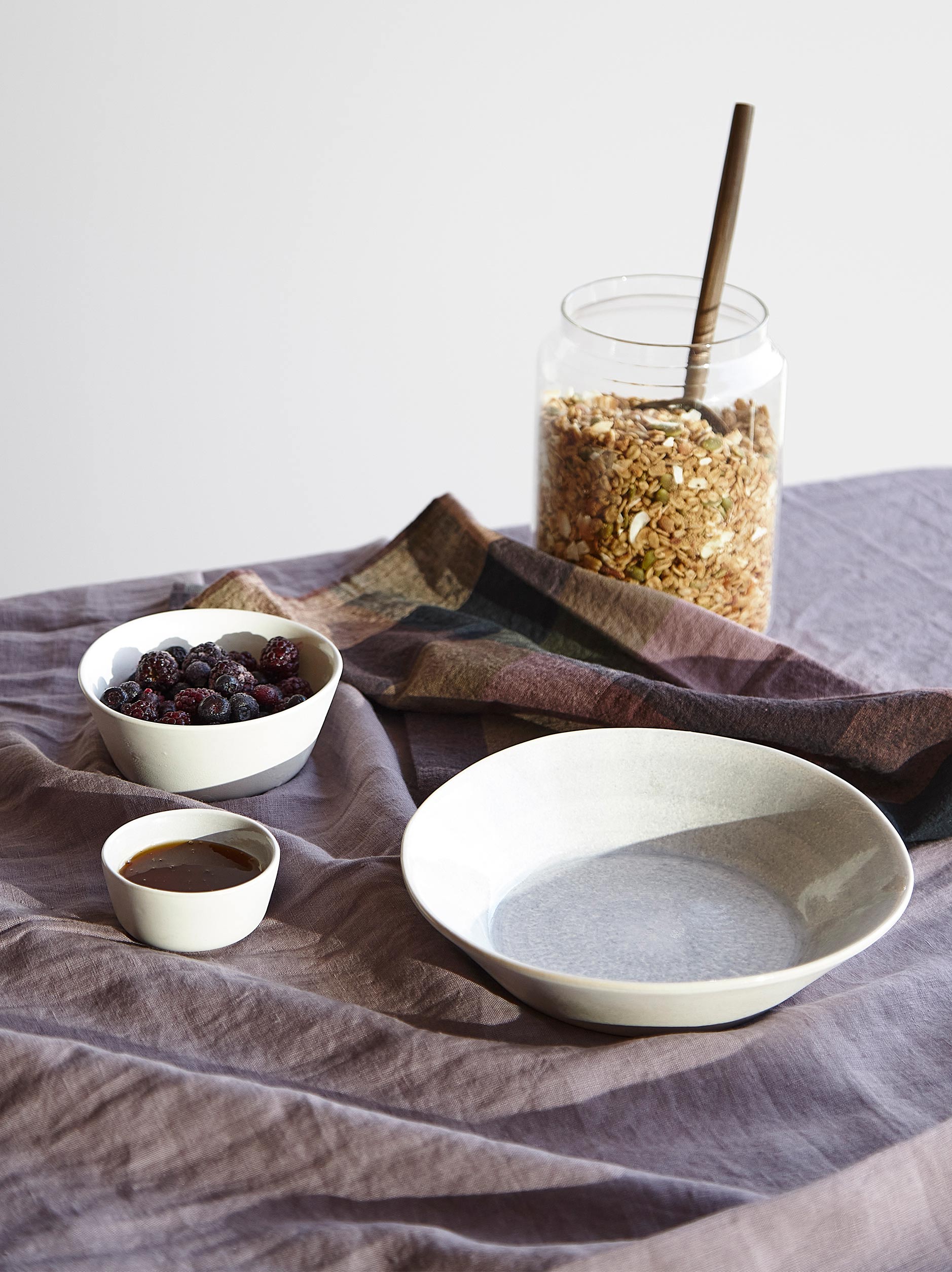 Finch Dip Bowl White/Natural / One Size