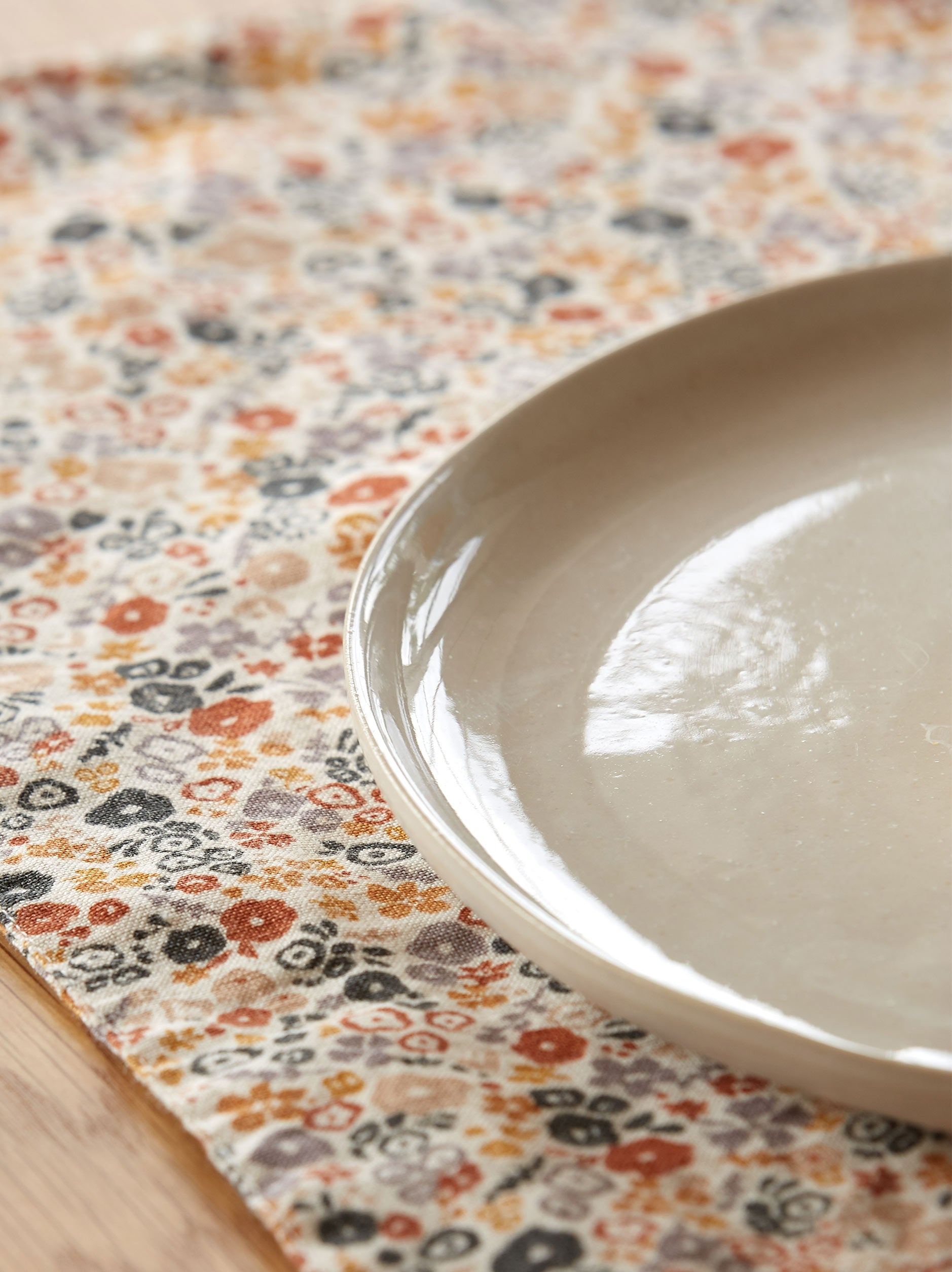 Finch Dinner Plate Set/4 White/Natural / 28cmdia