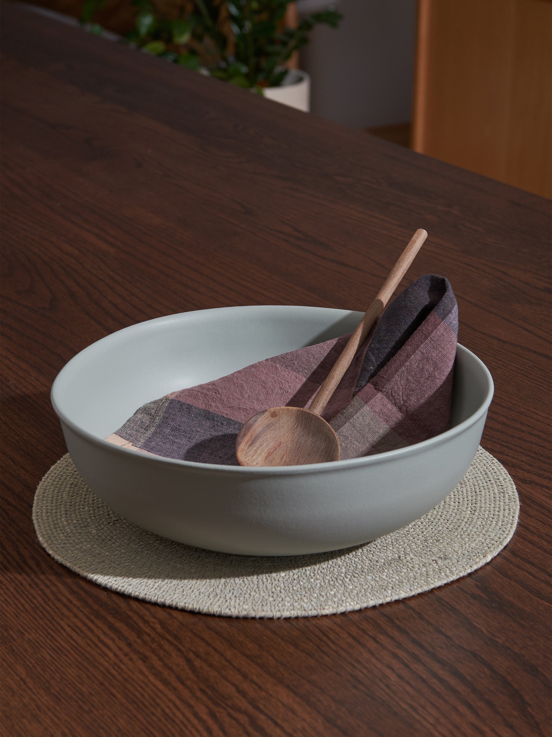 Halo Serving Bowl - High Lichen / High Large