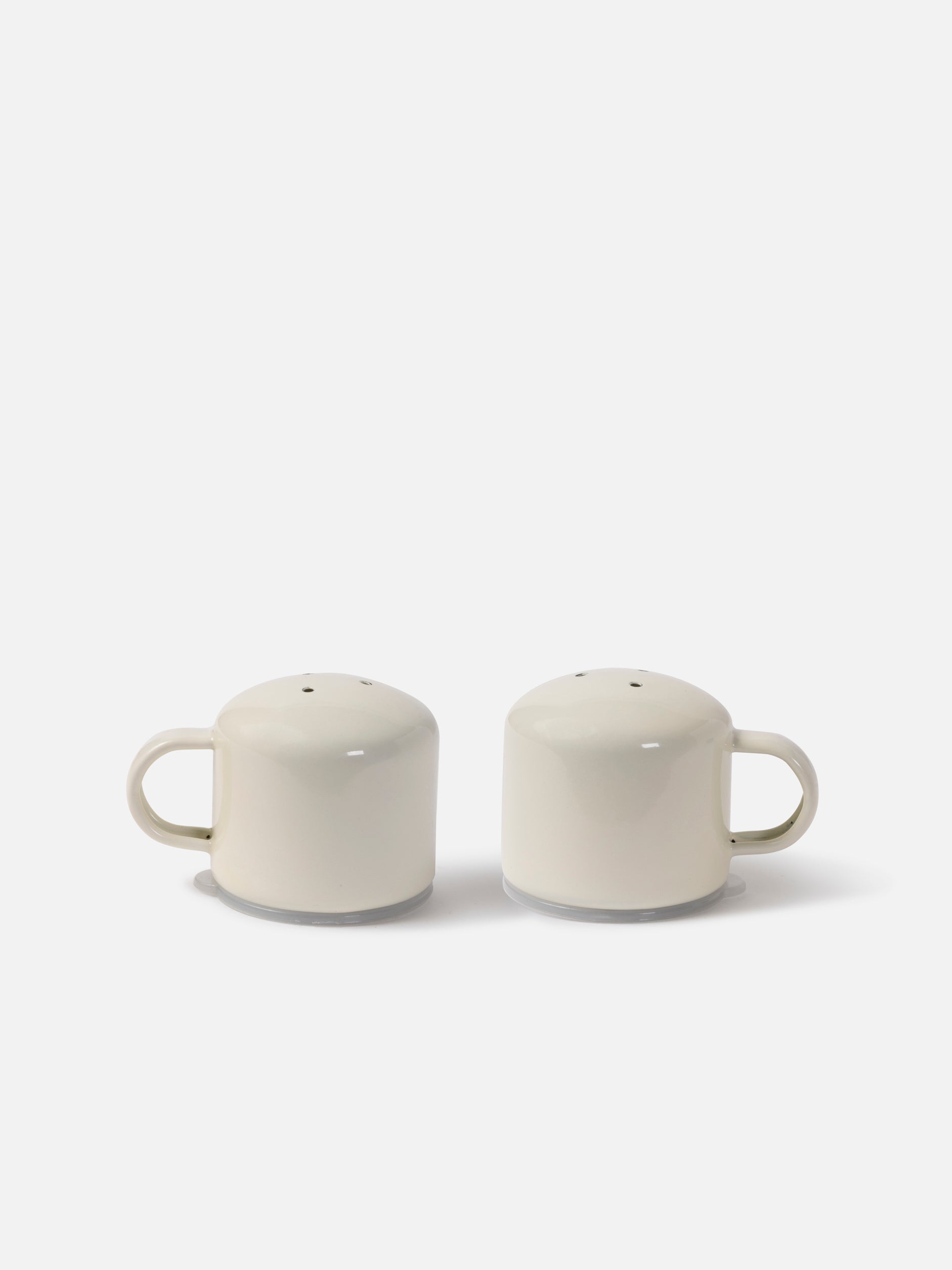 Enamel Salt and Pepper Shaker Cream / One Size