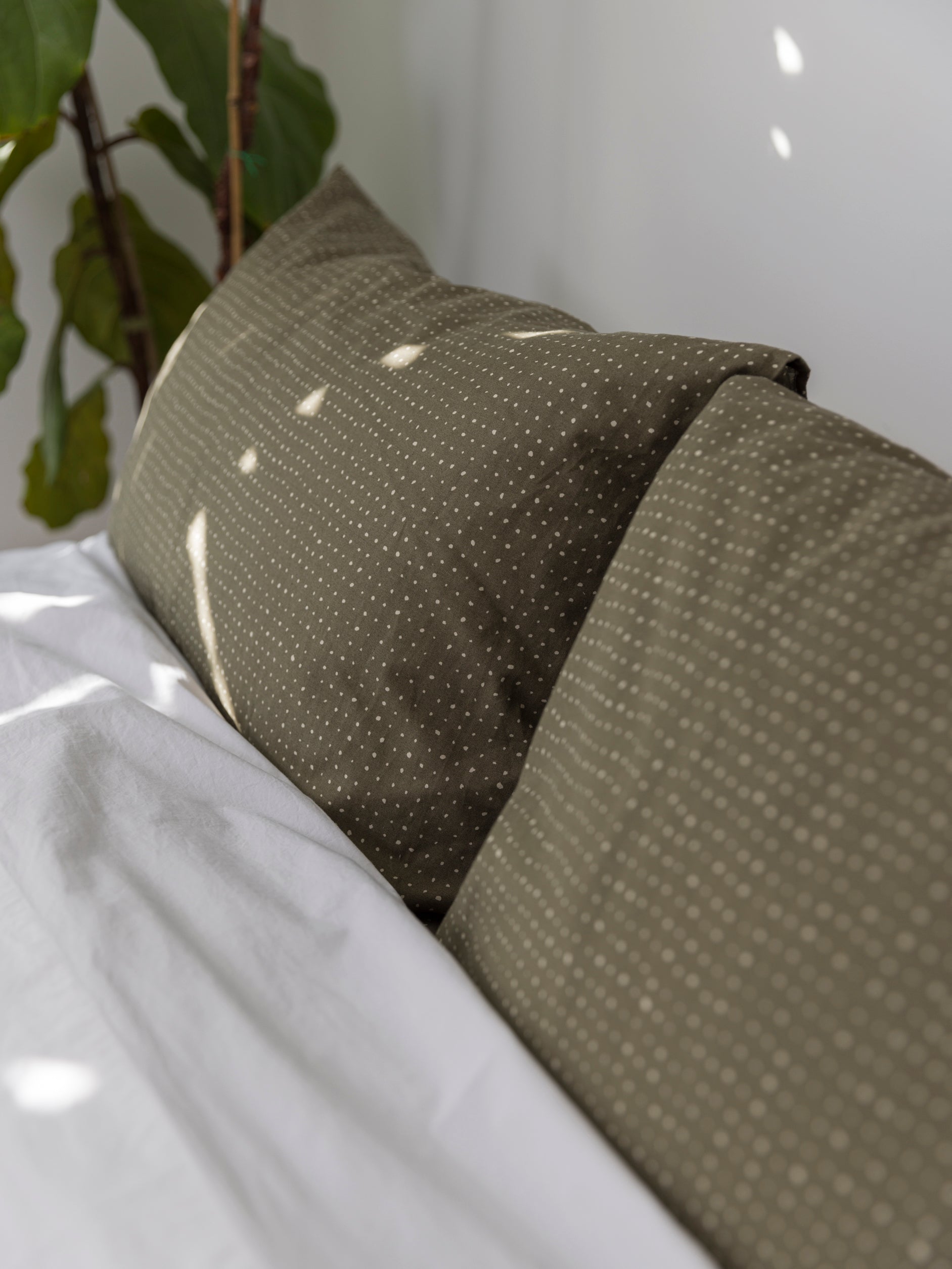Inku Organic Cotton Linen Pillowcase PR Olive / Pillowcase Pair