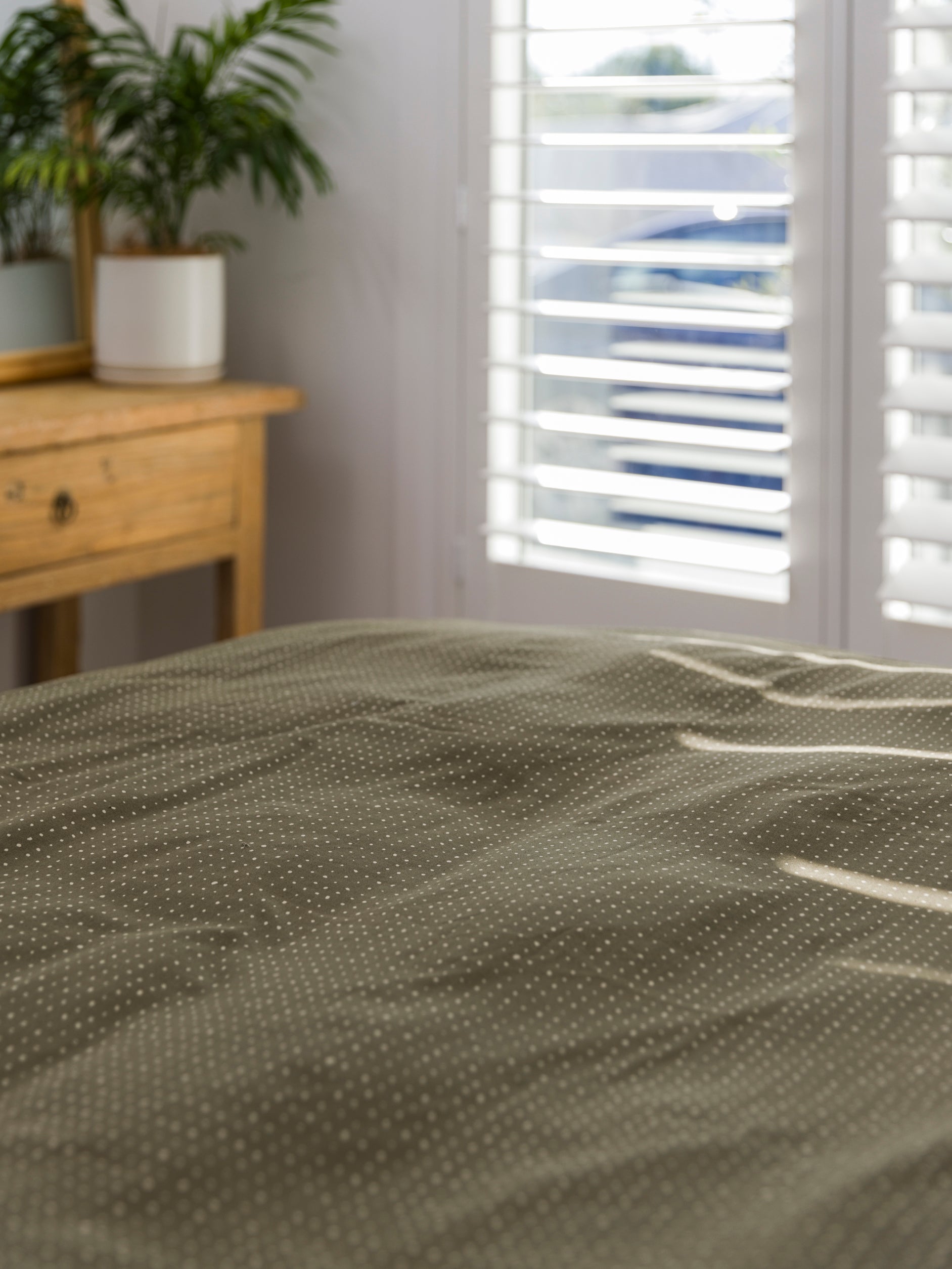 Inku Organic Cotton Linen Duvet Cover Olive / Queen