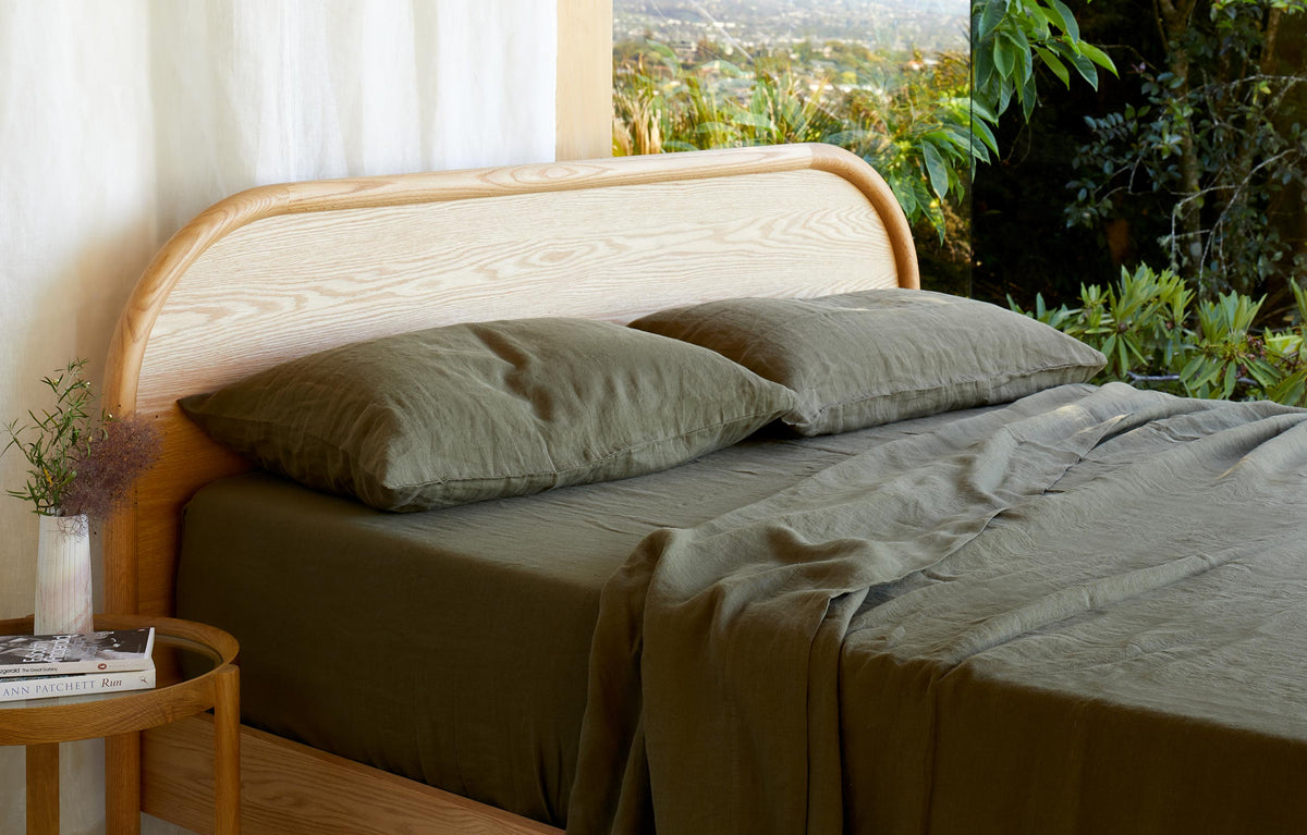 Arc Bed Natural / King
