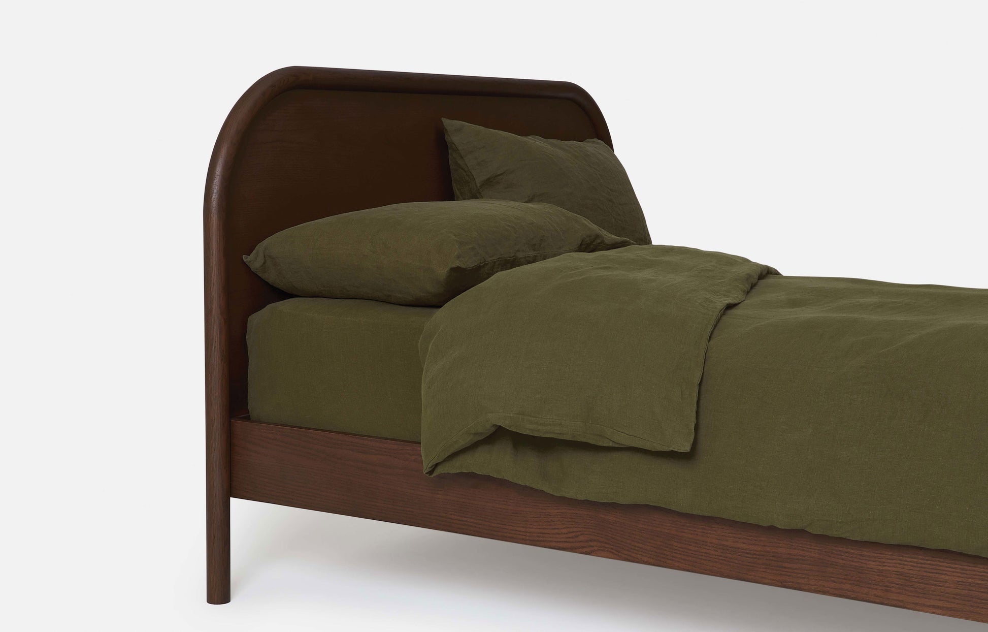 Arc Bed Dark Oak / King