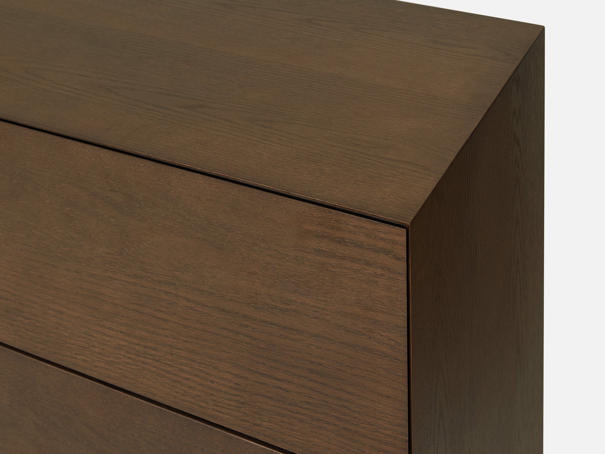 Compound Lowboy Smoked Oak / One Size