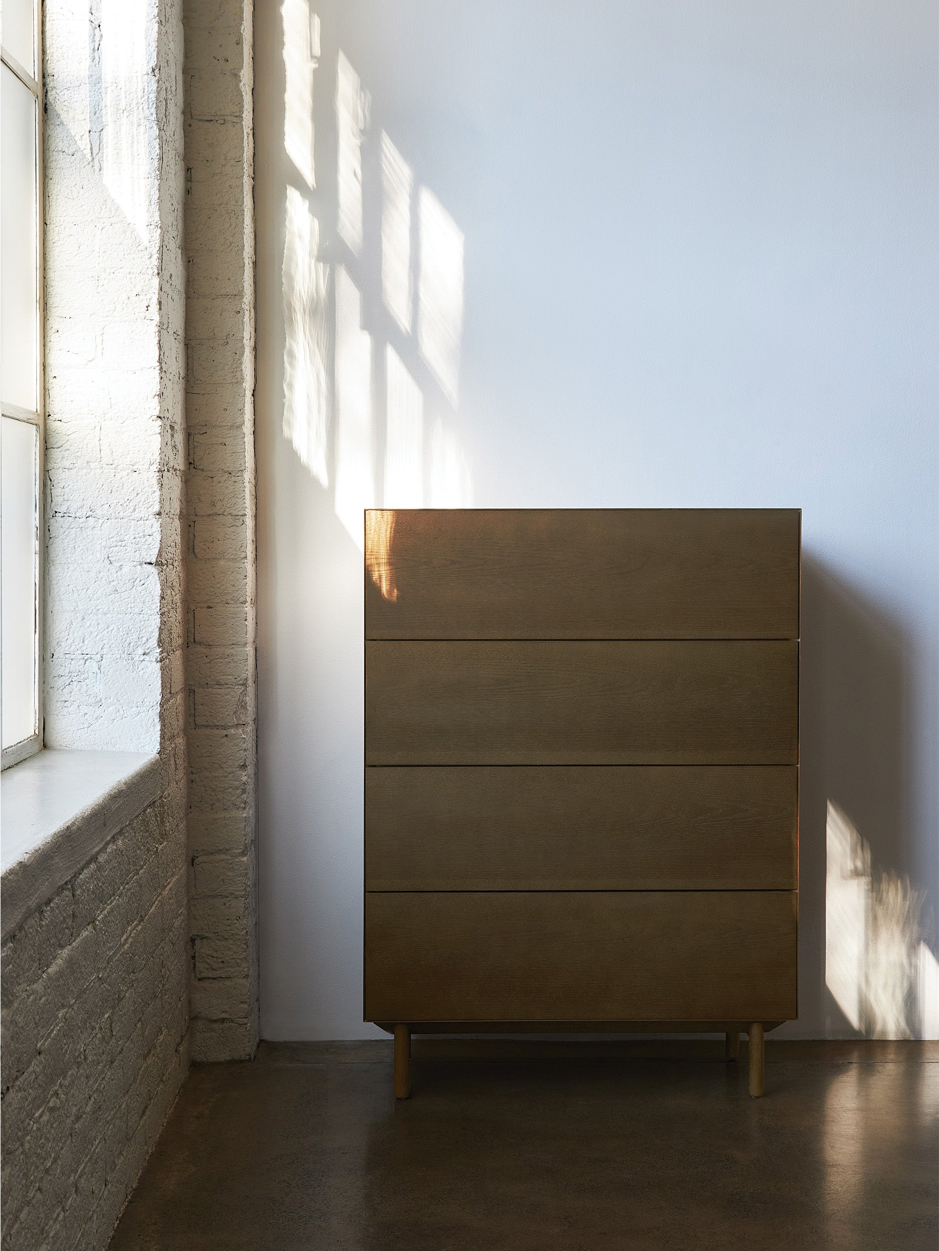 Compound Tallboy Smoked Oak / One Size