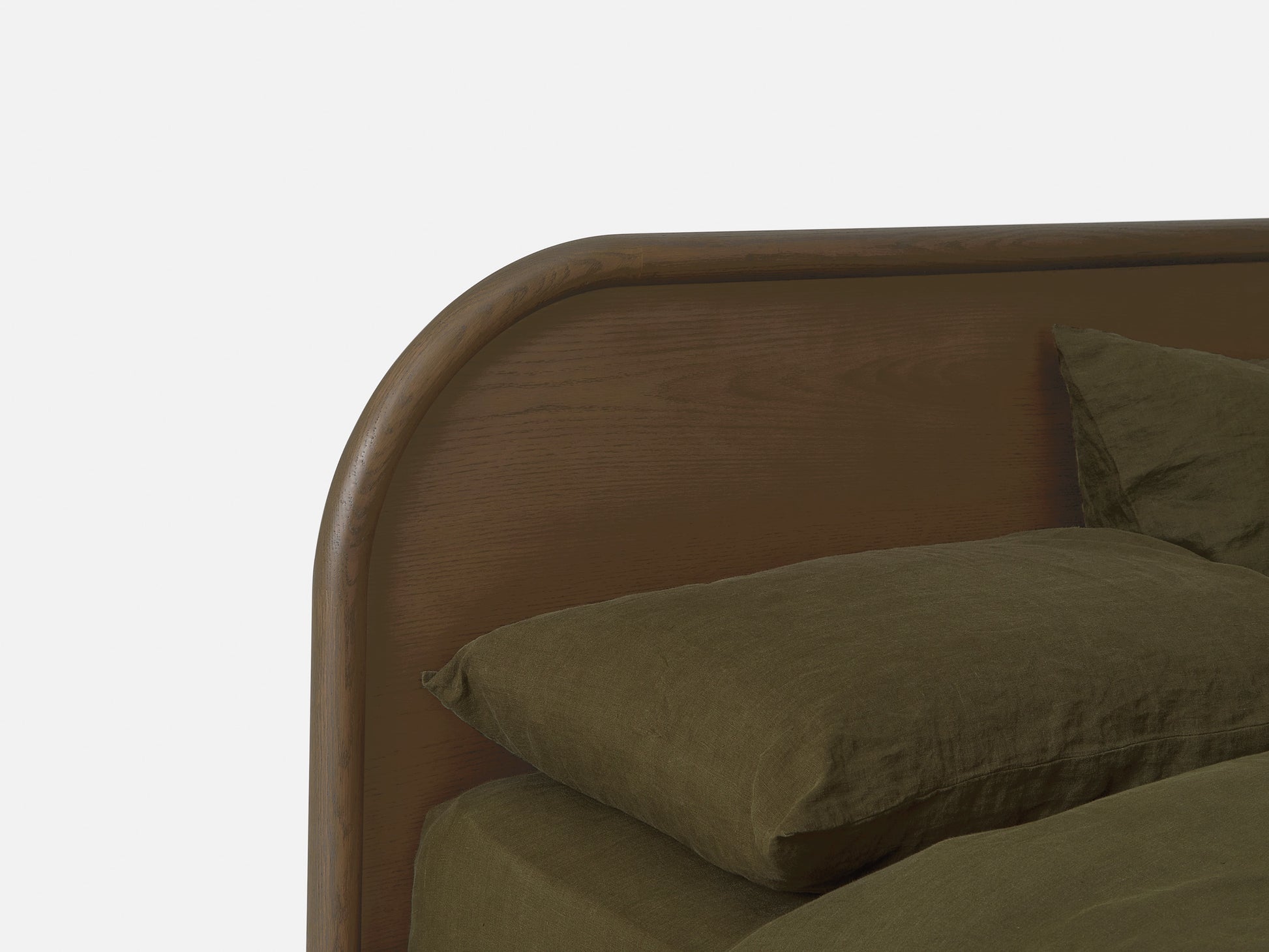 Arc Bed Smoked Oak / Queen
