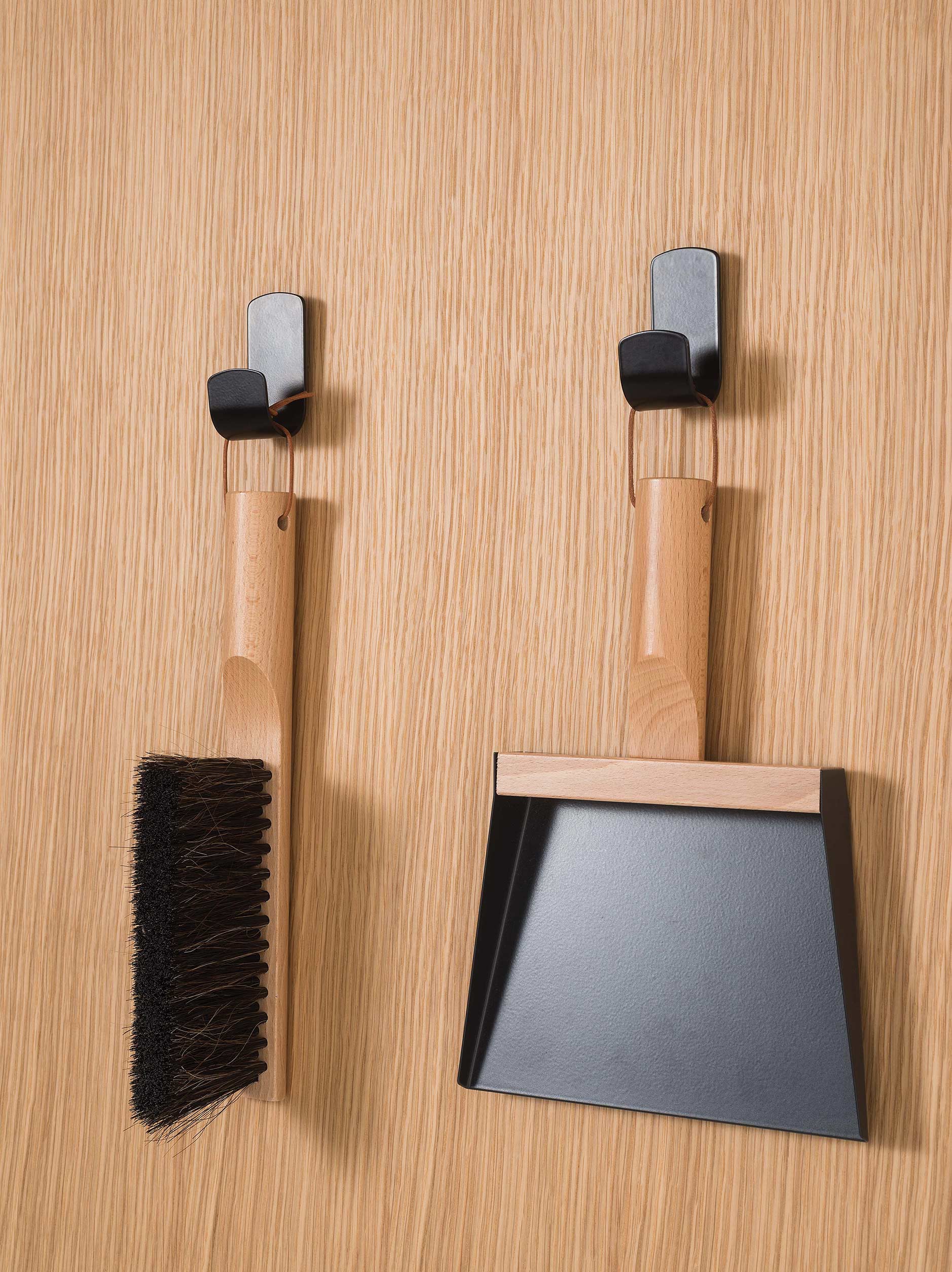 Koti Wall Hook Black / One Size