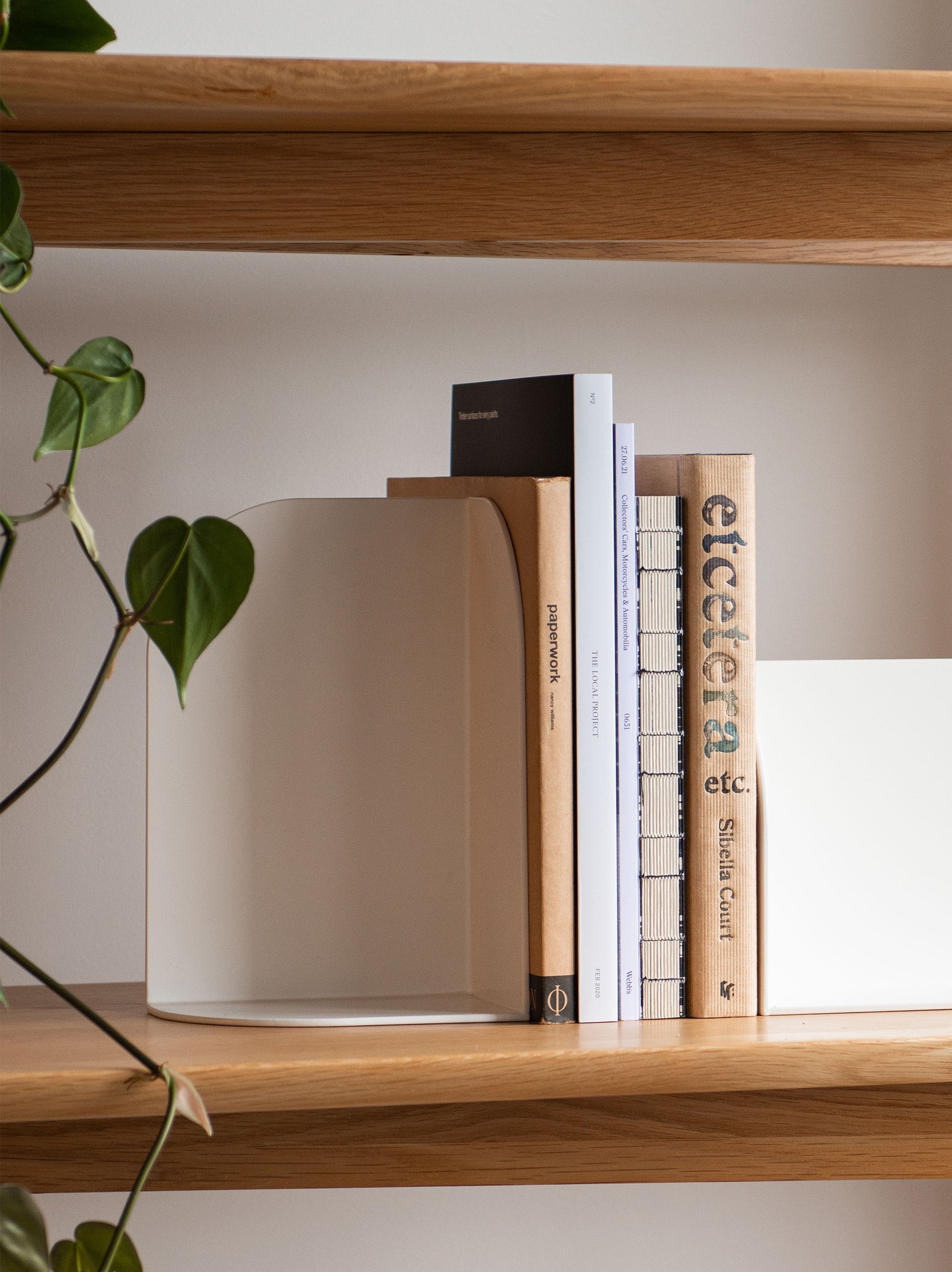 Awha Bookend Right White / Right
