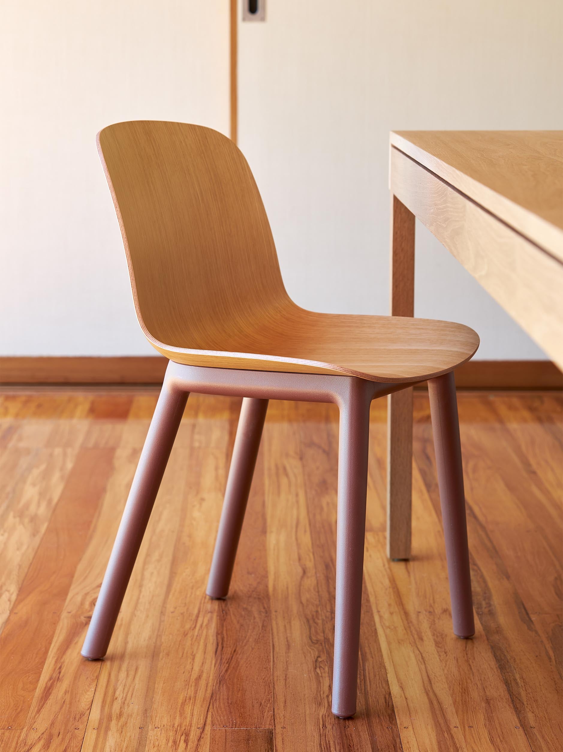 Acre Chair Eco Plastic Oak/Brick Red / One Size