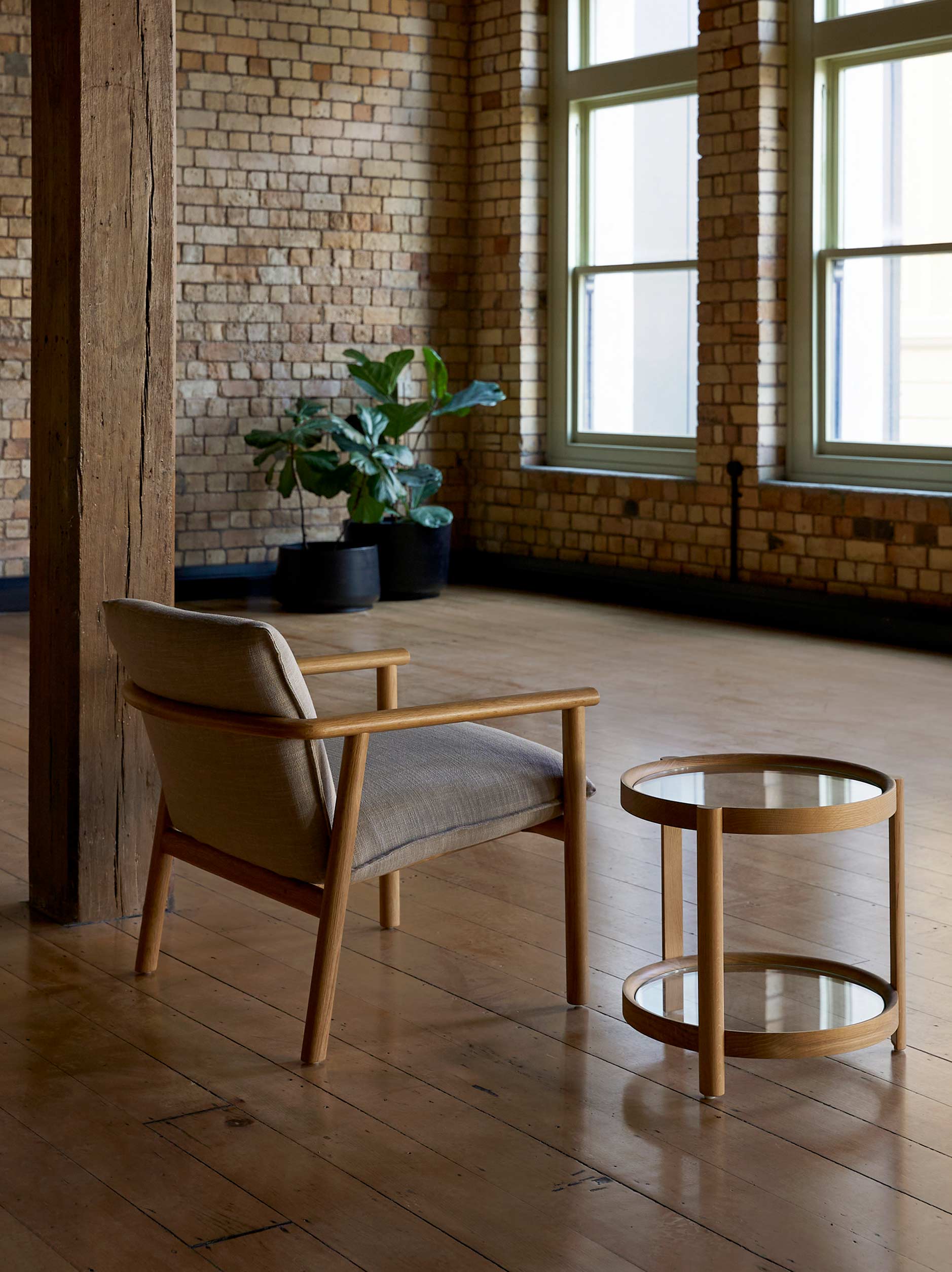 Label Armchair Low Oak/Beige / Low