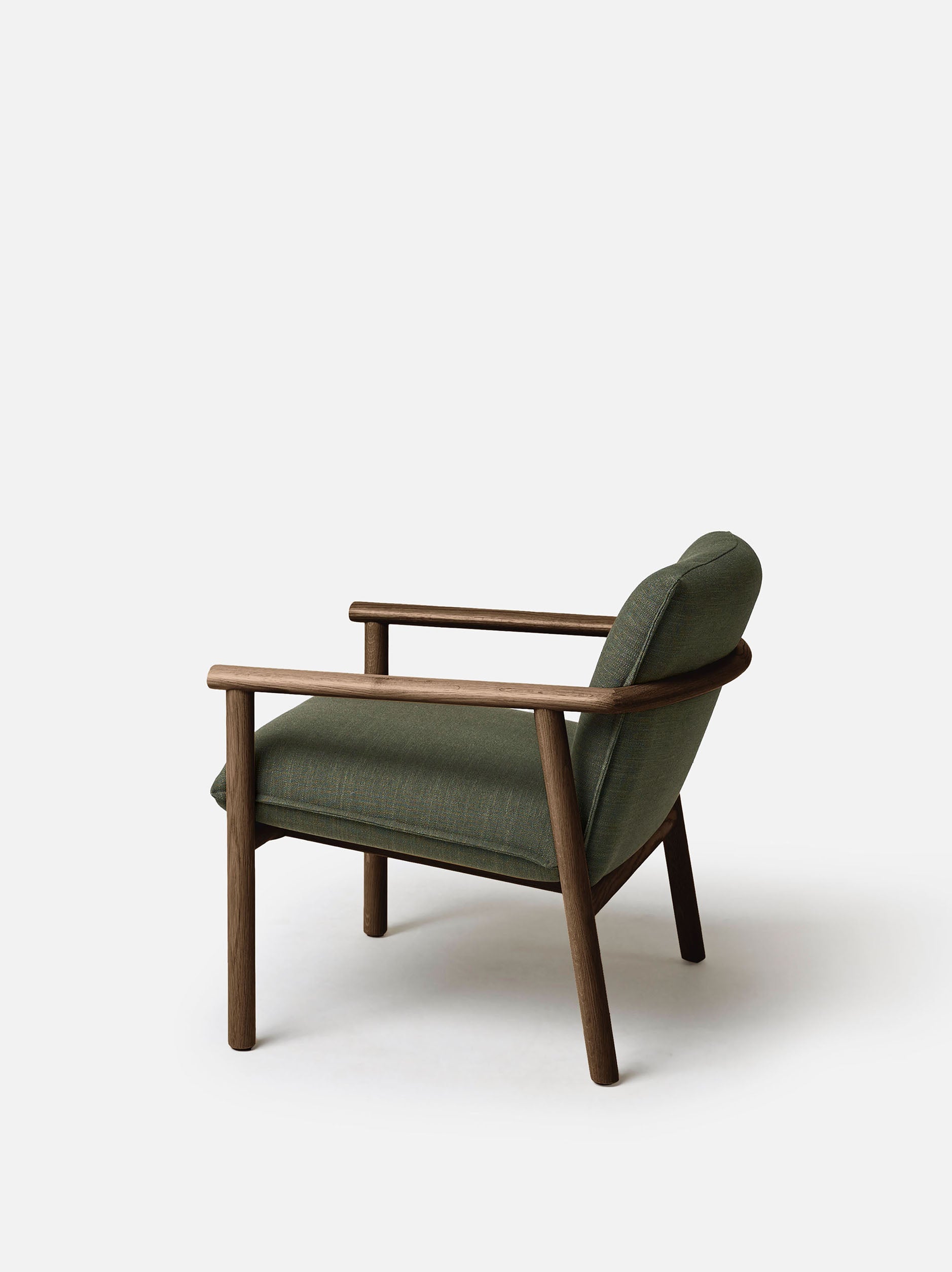 Label Armchair Low Smoked Oak/Olive / Low