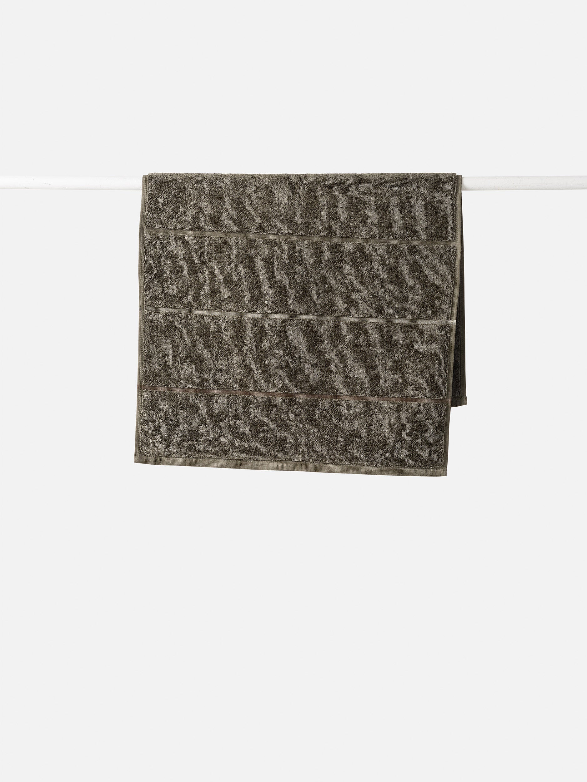 Pia Cotton Bath Mat Ivy/Multi / Bath Mat