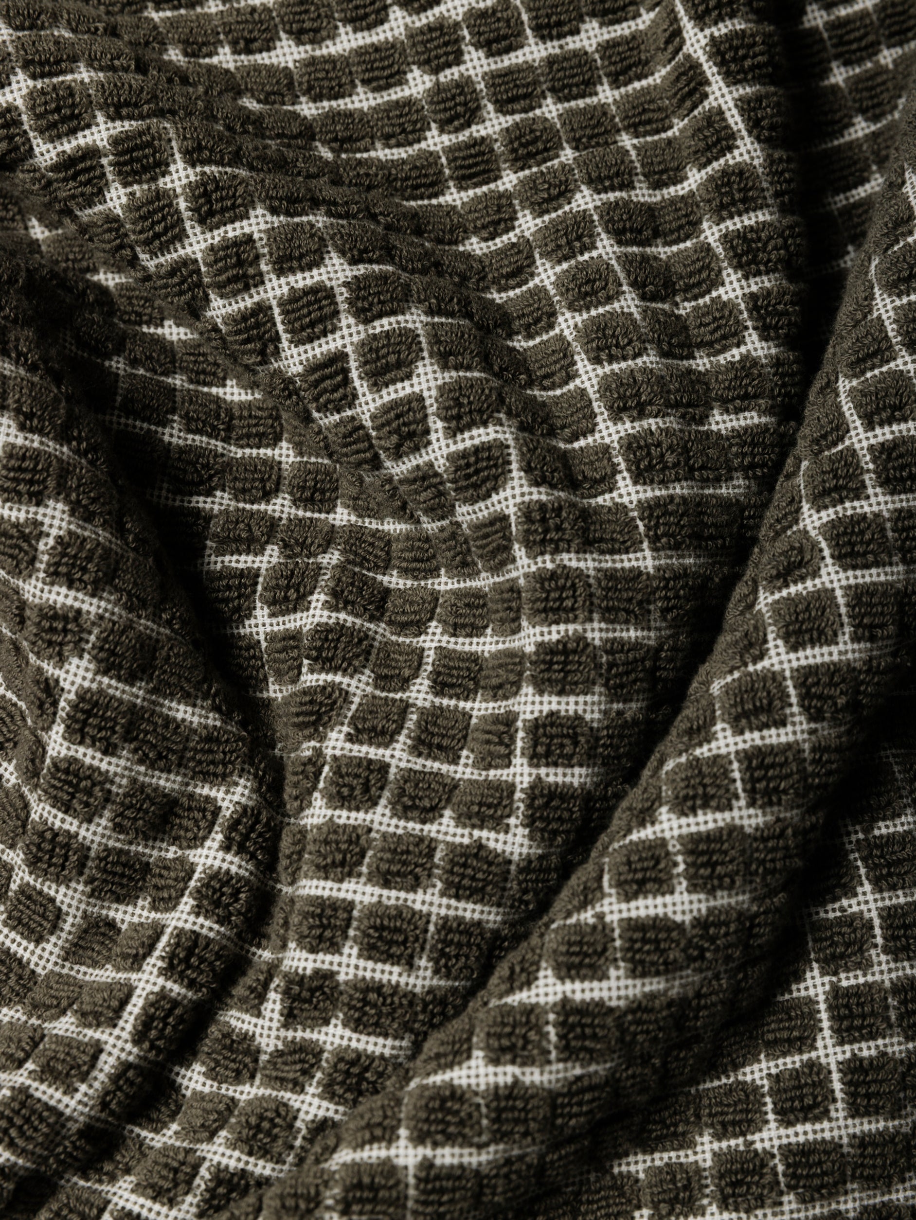 Nero Cotton Towel Range Ivy/Cream / Face Cloth