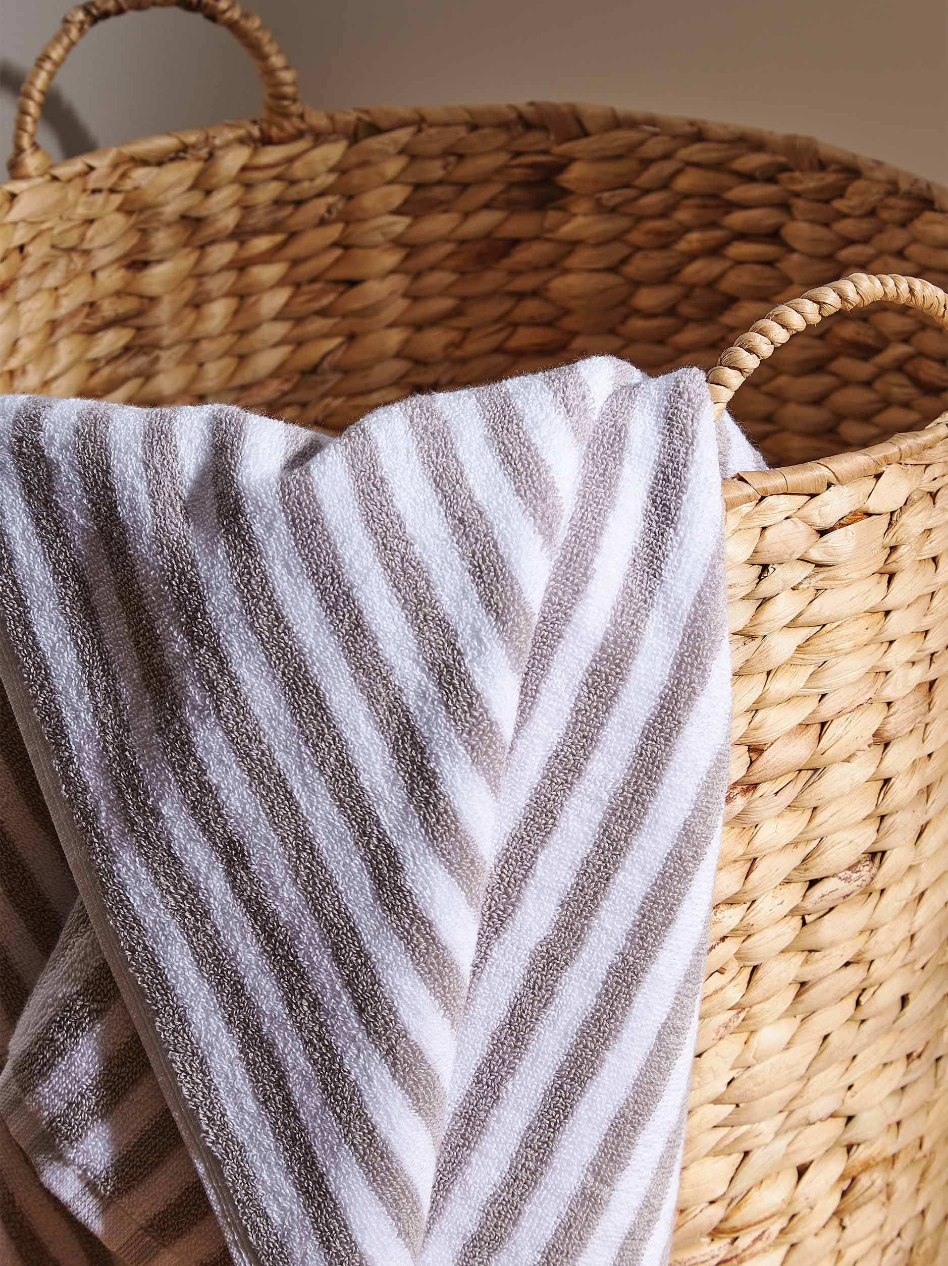 Wide Stripe Cotton Towel Bundle Grey/White - Wide Stripe / Towel Bundle