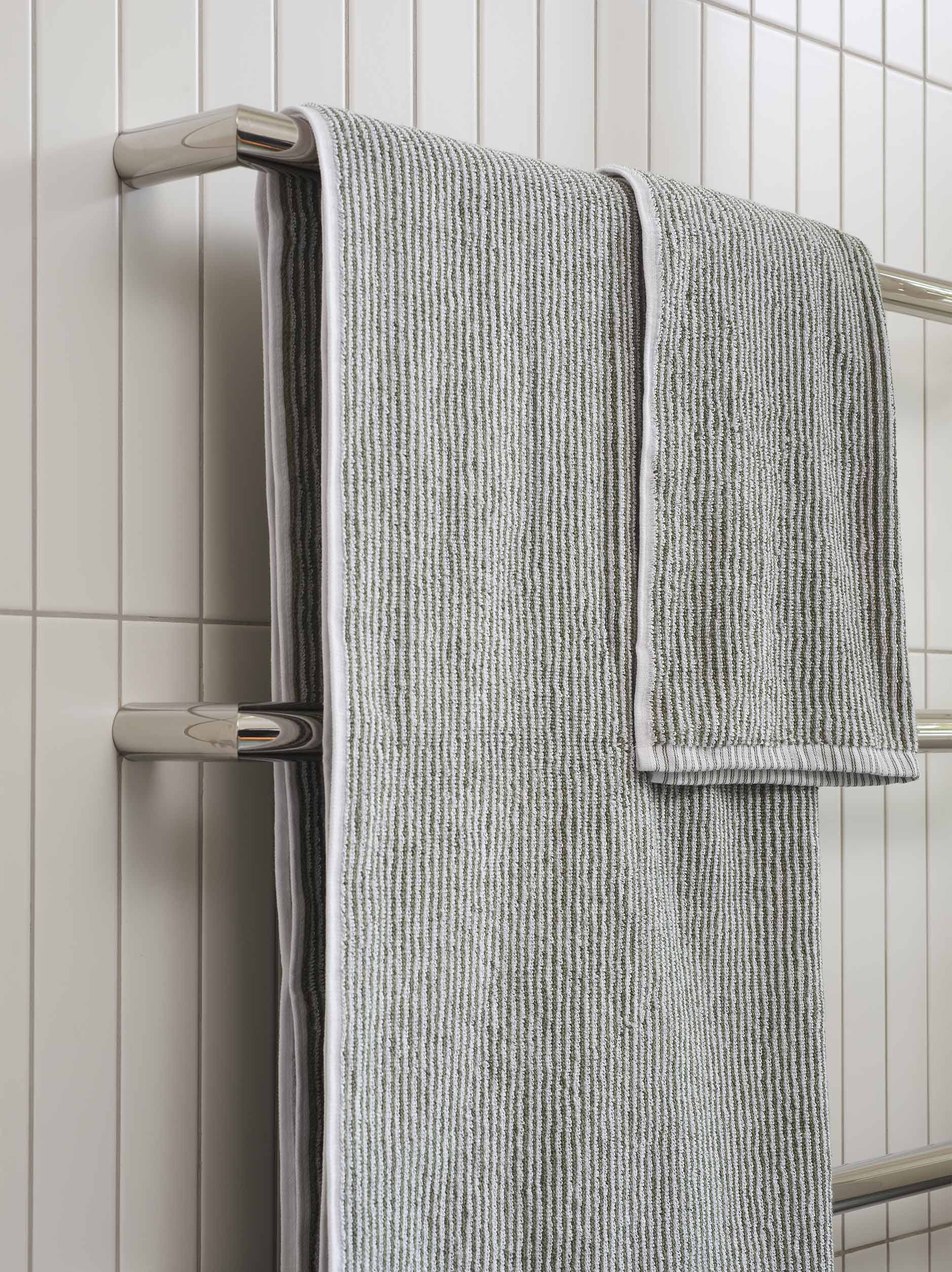 Stripe Cotton Bath Towel Olive/White / Bath Towel