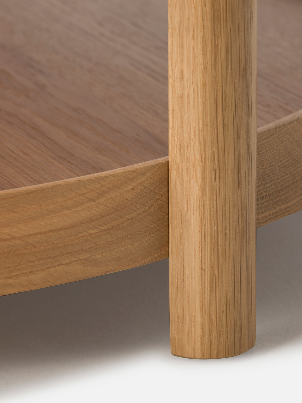 Column Coffee Table Oak/Plywood / One Size
