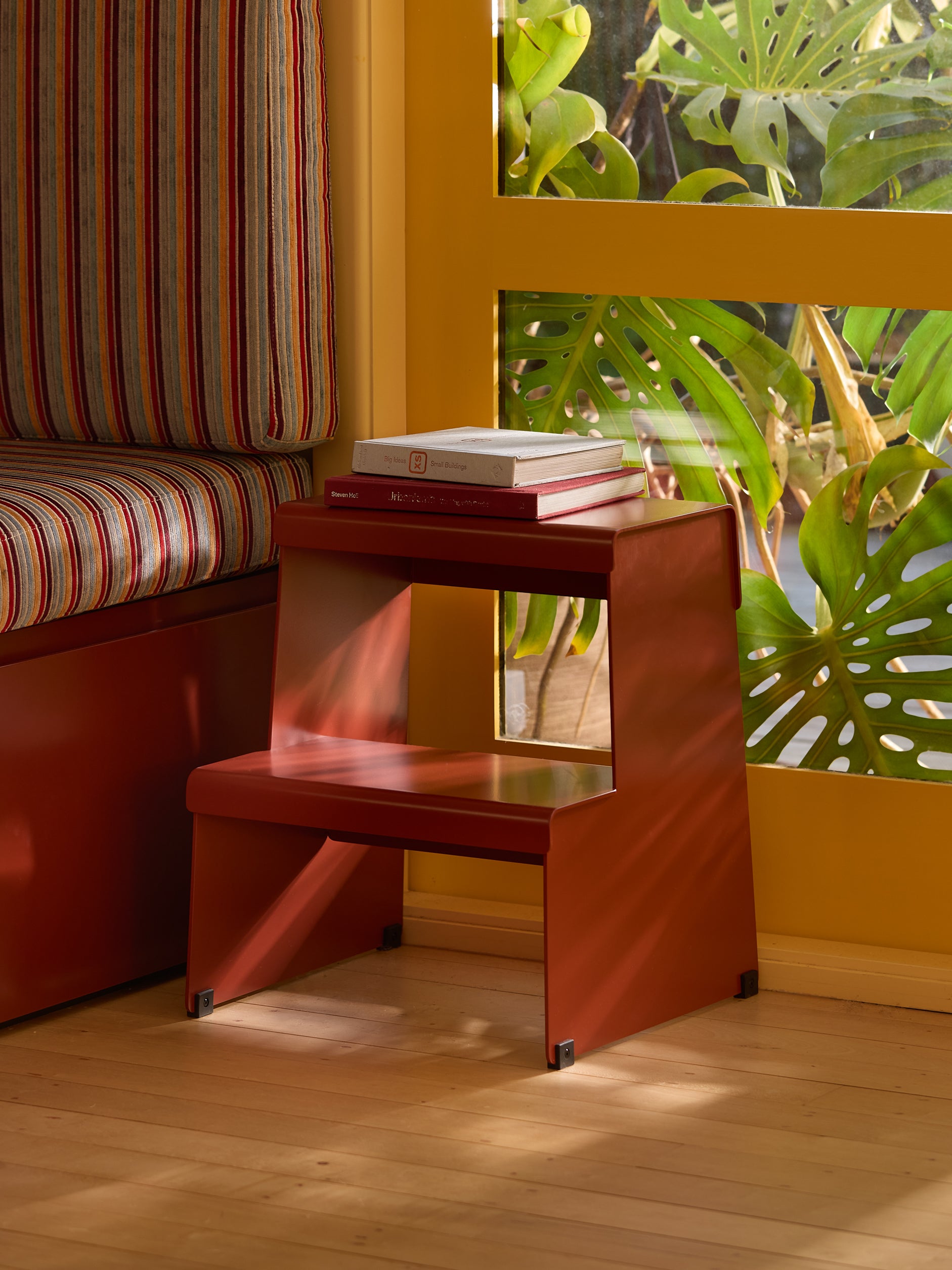 Supply Stool Rust / One Size